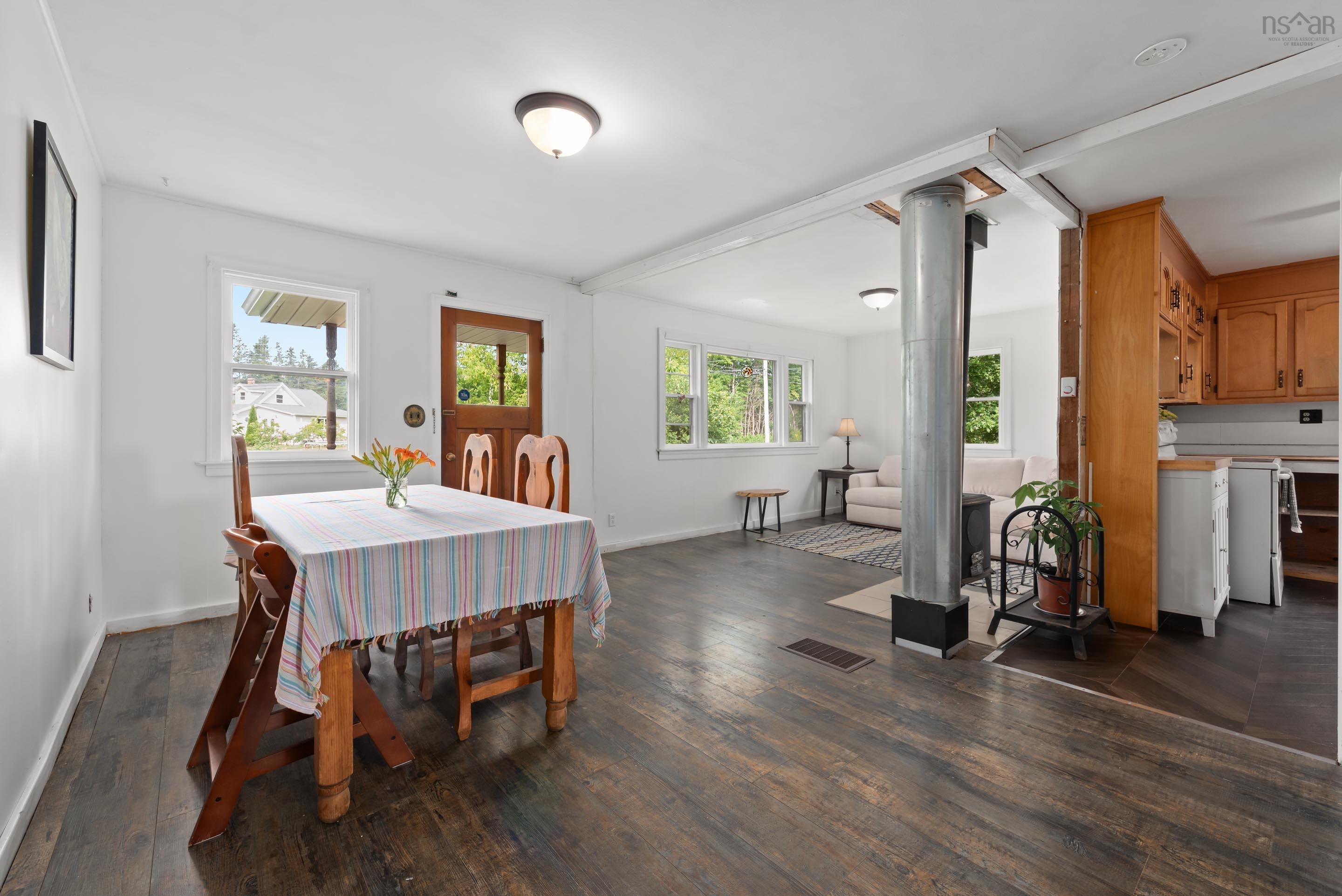 $319,900.00: 902 Newtonville Road, Forest Hill