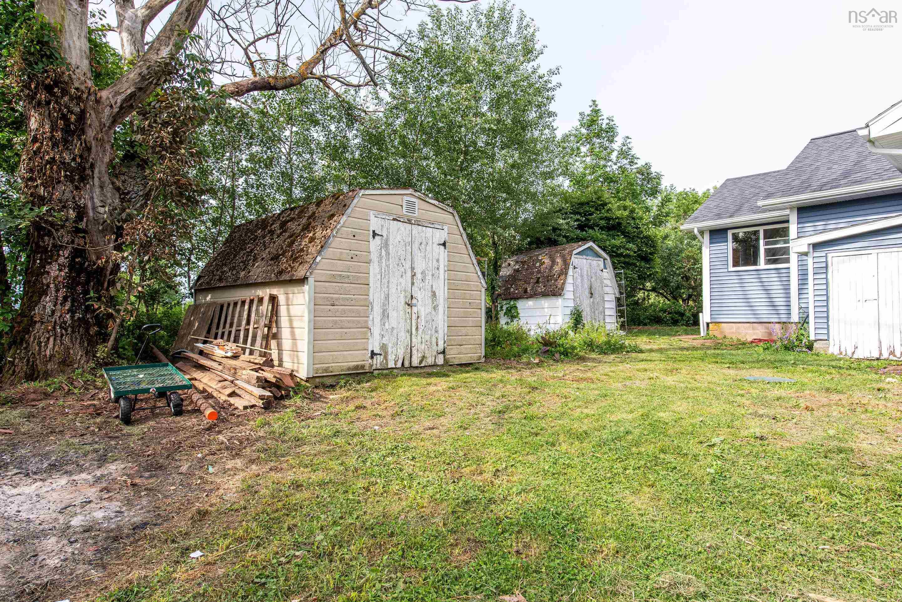 $319,900.00: 902 Newtonville Road, Forest Hill