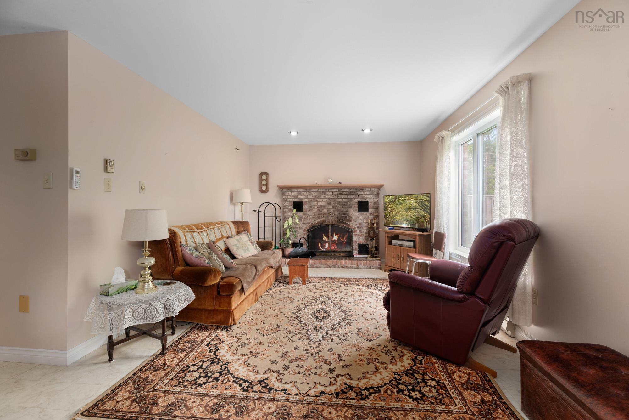 $749,900.00: 15 Turnmill Drive, Halifax