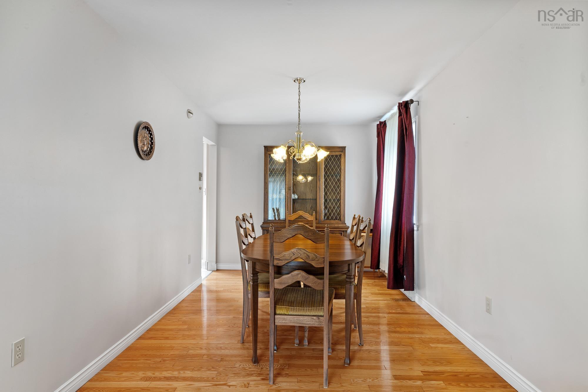 $749,900.00: 15 Turnmill Drive, Halifax