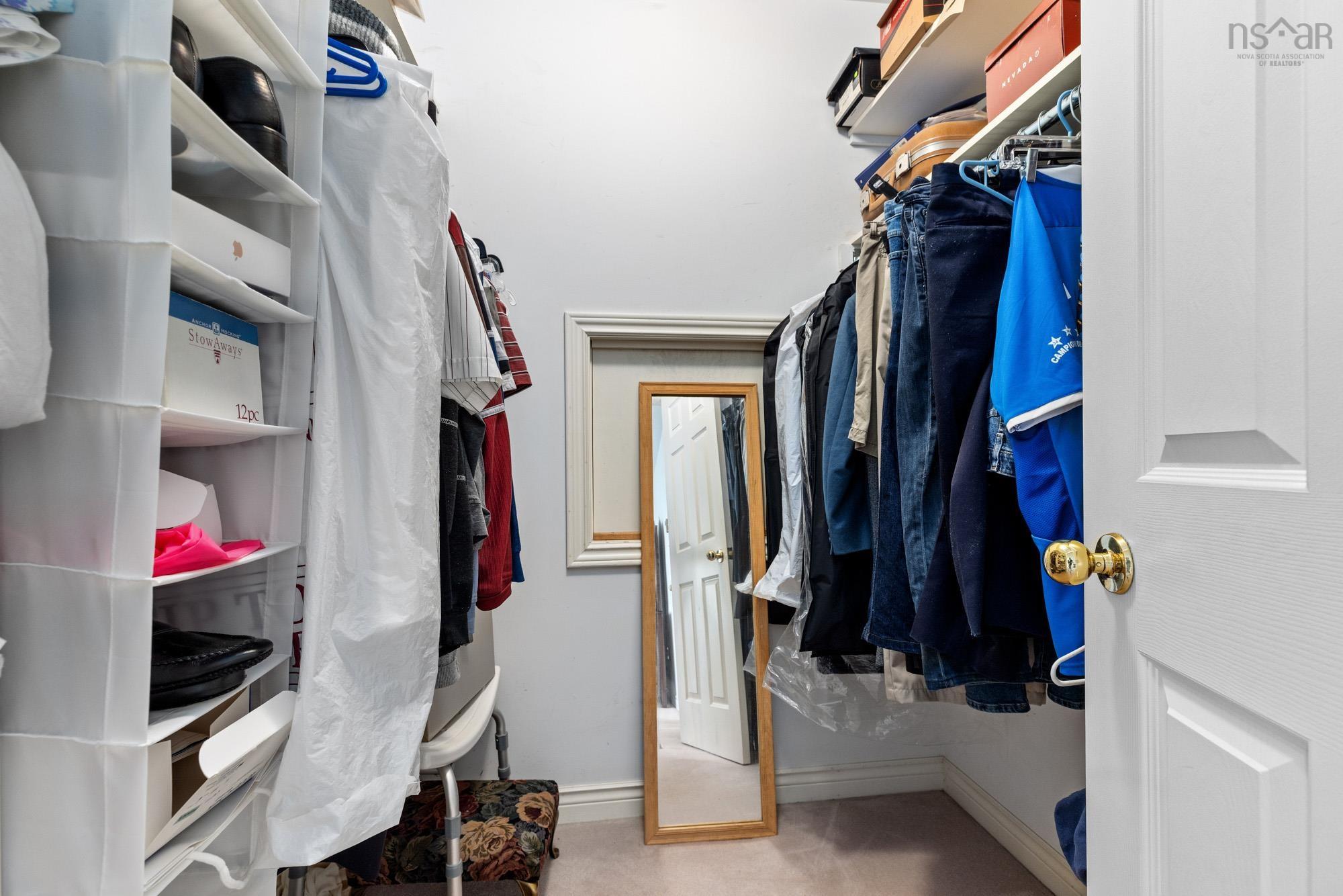 $749,900.00: 15 Turnmill Drive, Halifax