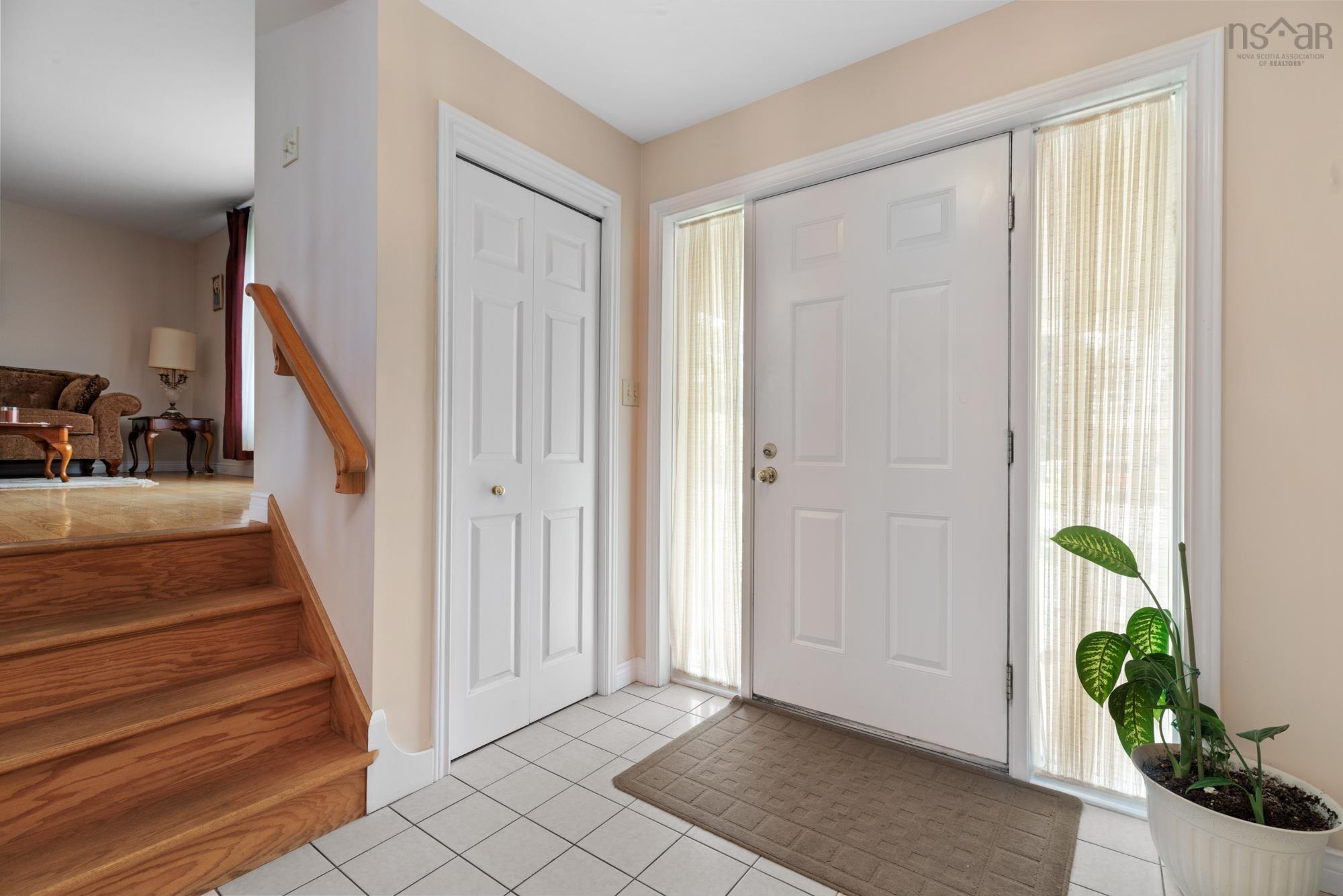 $749,900.00: 15 Turnmill Drive, Halifax