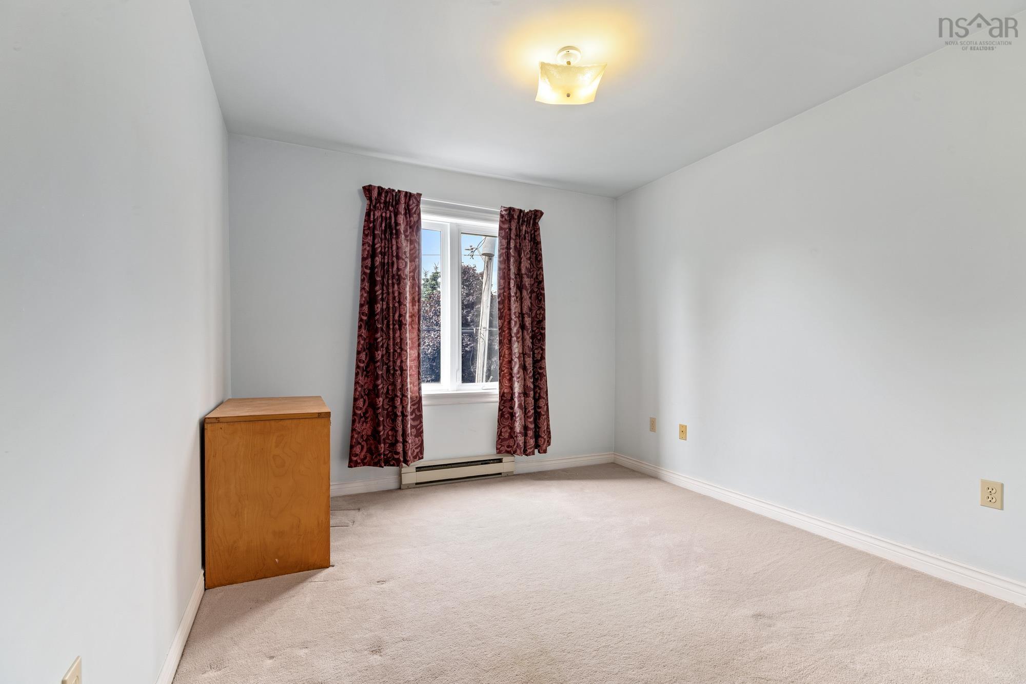 $749,900.00: 15 Turnmill Drive, Halifax