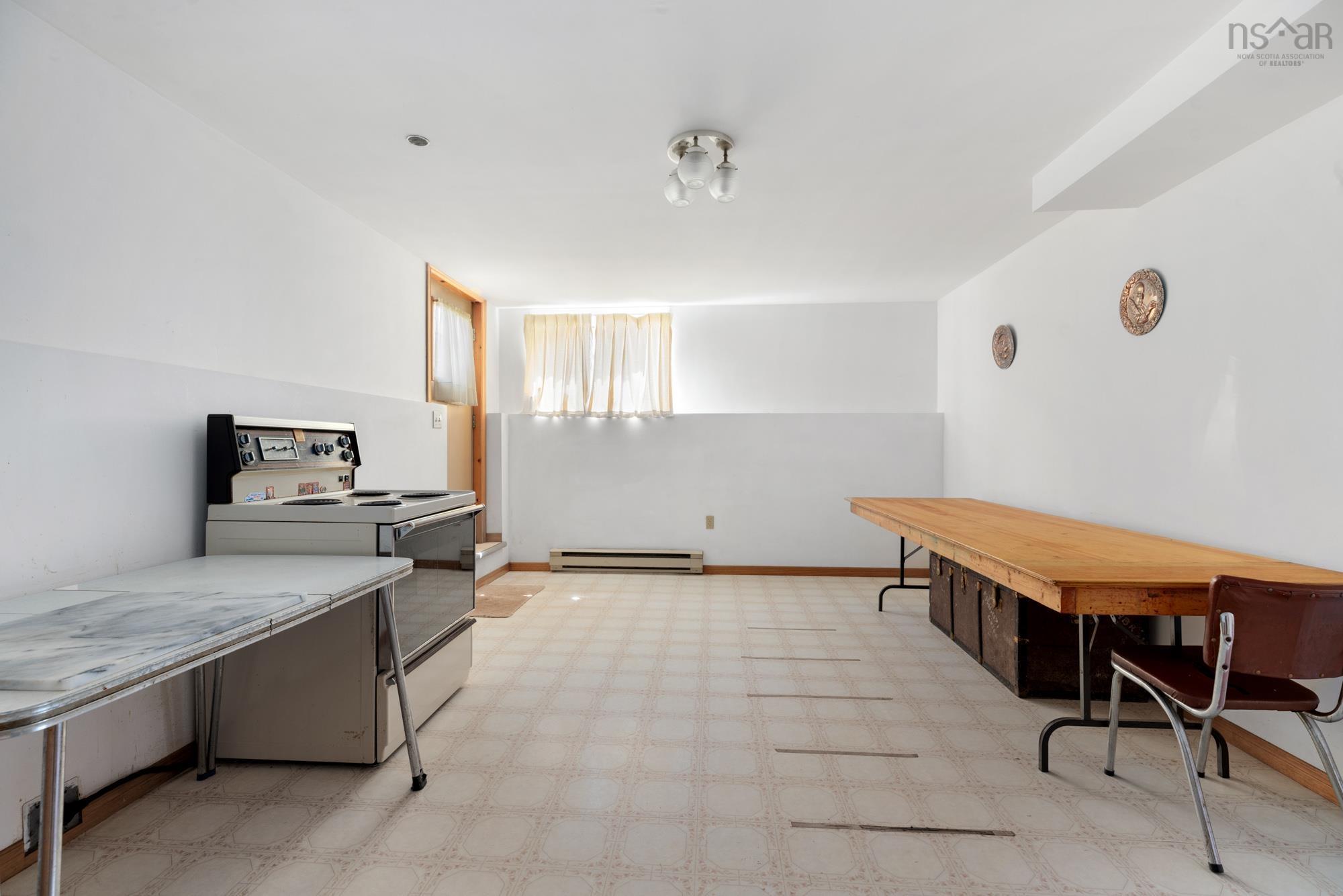 $749,900.00: 15 Turnmill Drive, Halifax