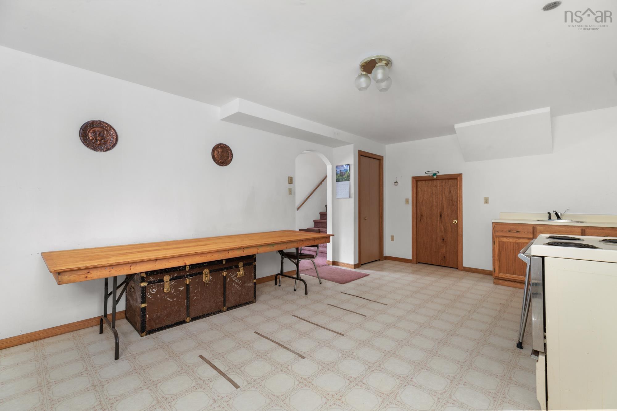 $749,900.00: 15 Turnmill Drive, Halifax