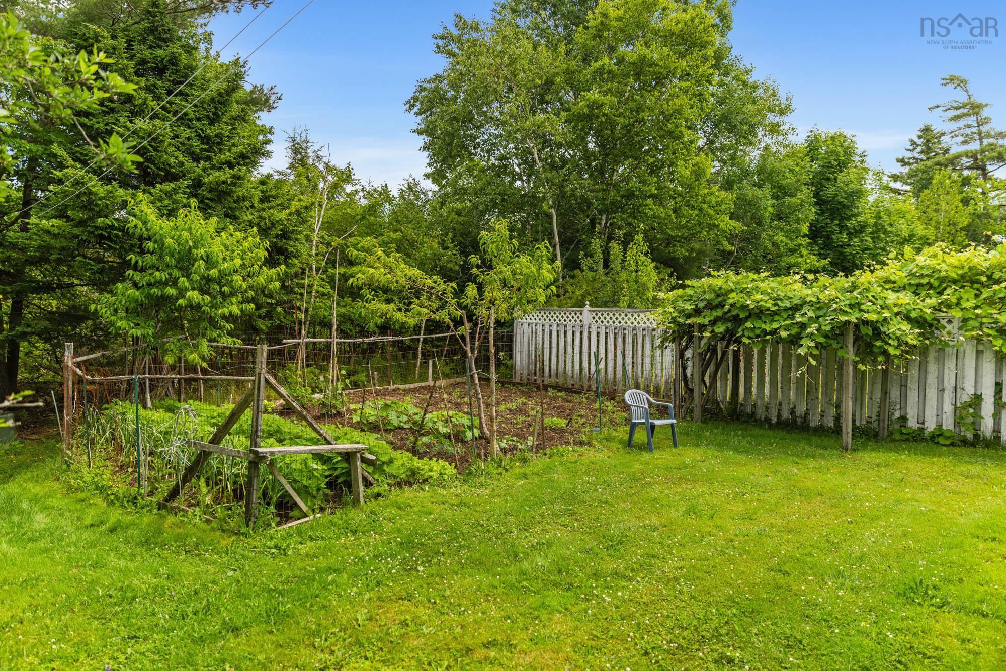 $749,900.00: 15 Turnmill Drive, Halifax