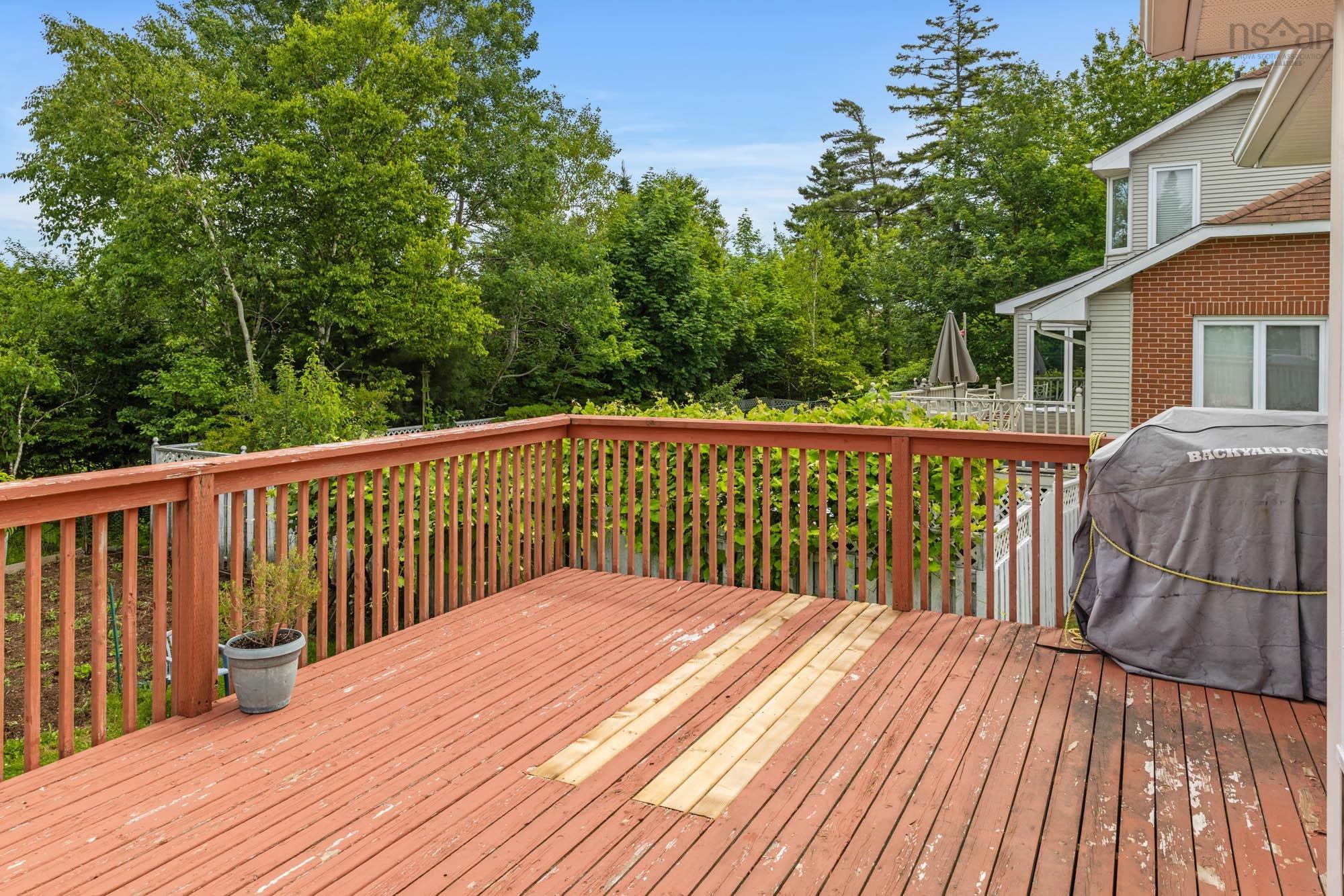 $749,900.00: 15 Turnmill Drive, Halifax