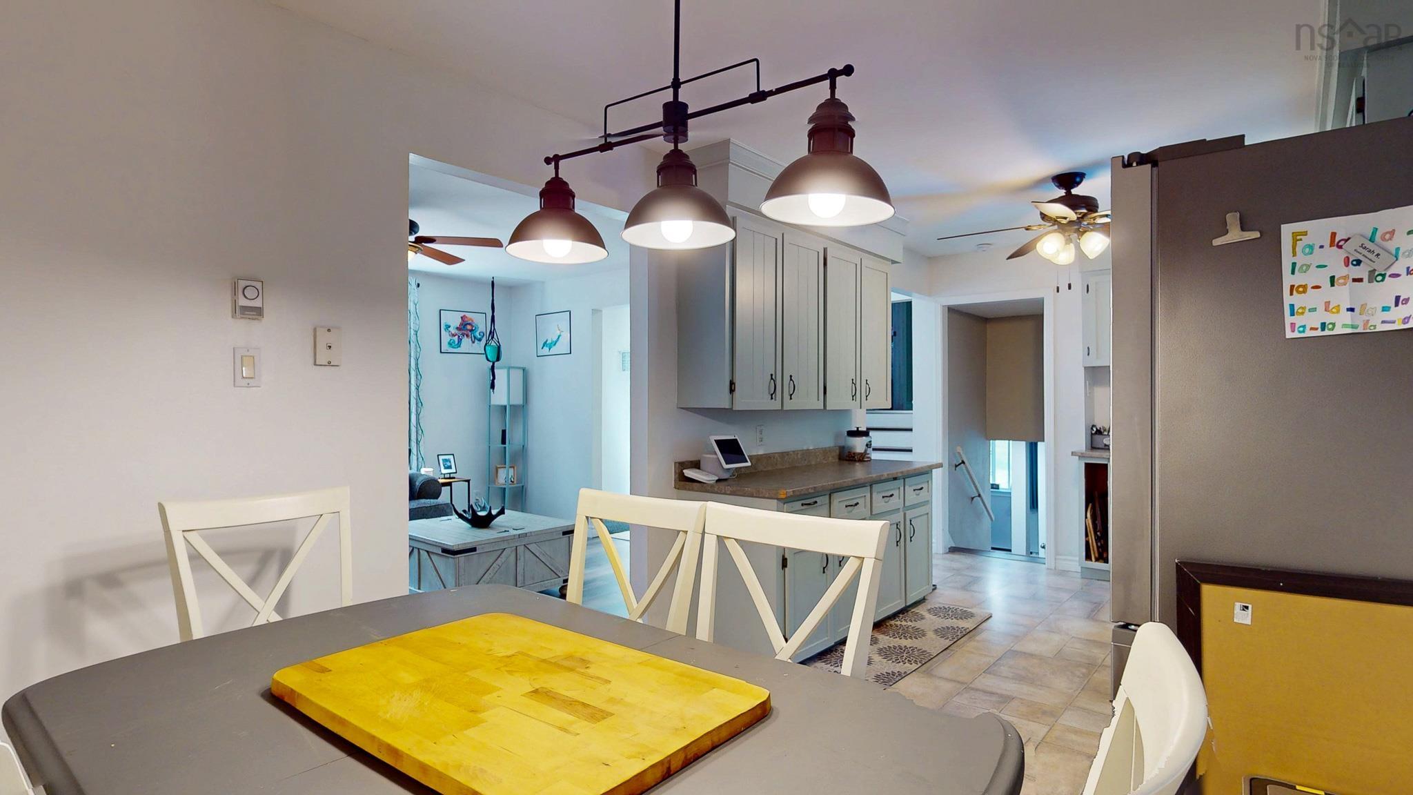 $459,000.00: 35 Lawrence Road, Windermere