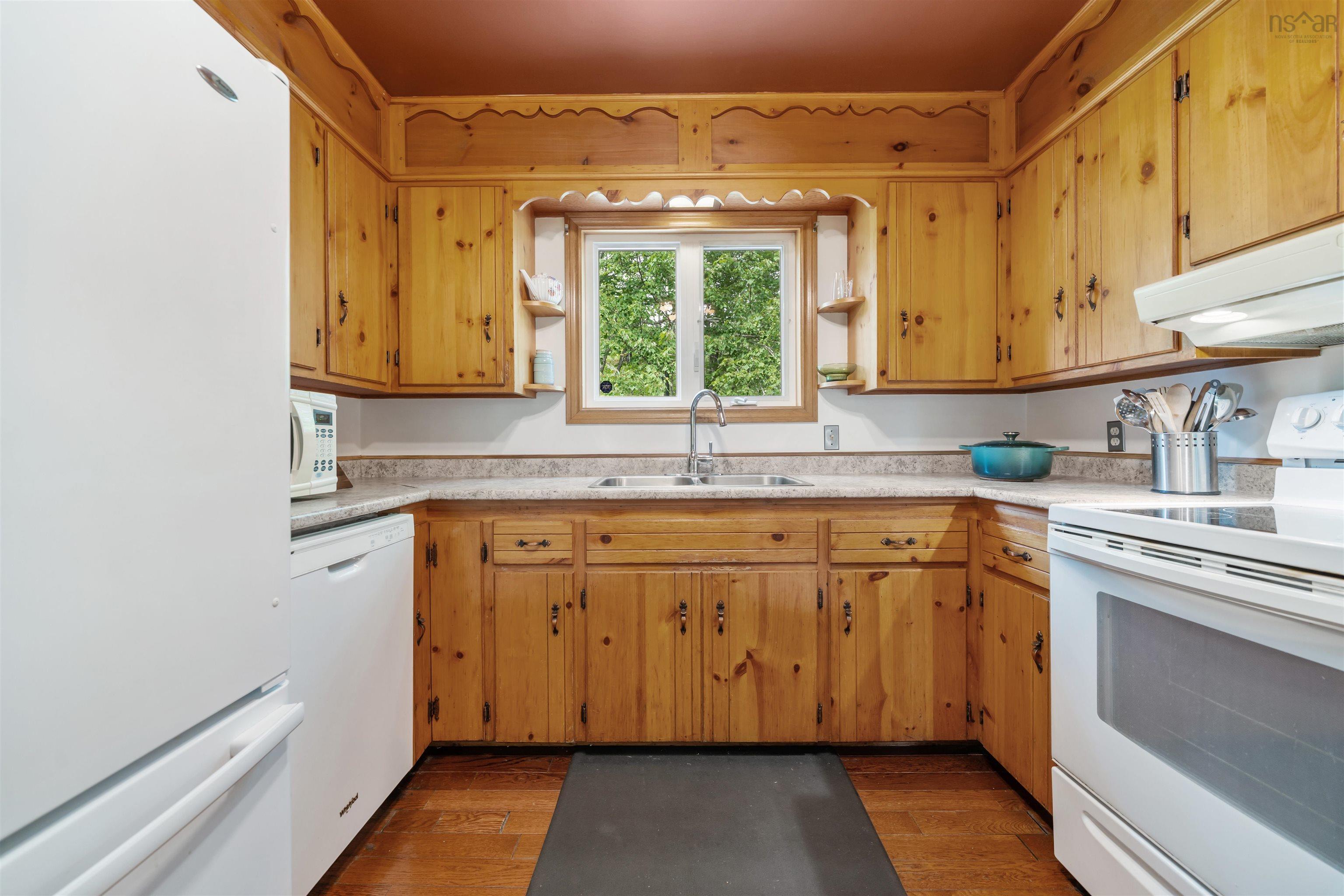 $439,900.00: 131 Fairmont Road, Cloverville