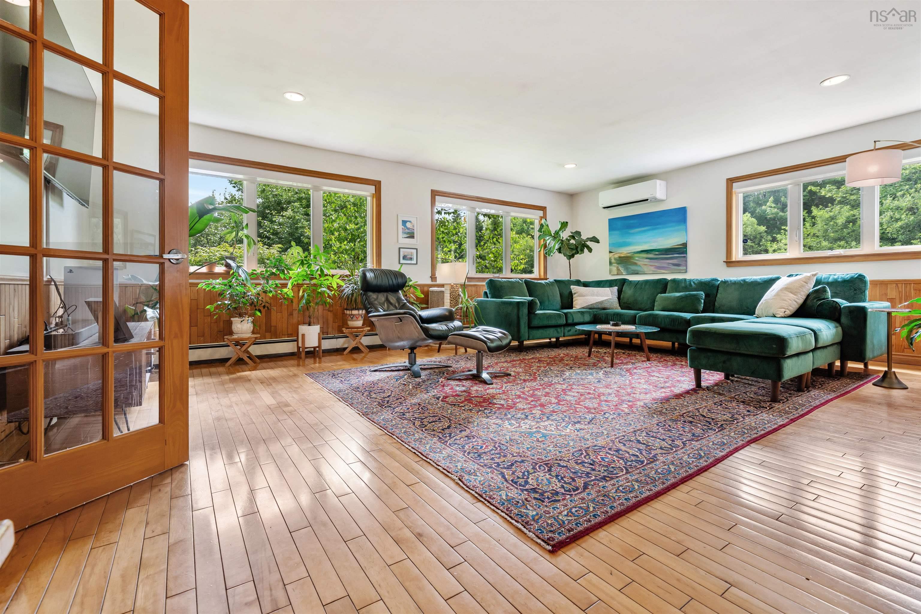 $439,900.00: 131 Fairmont Road, Cloverville