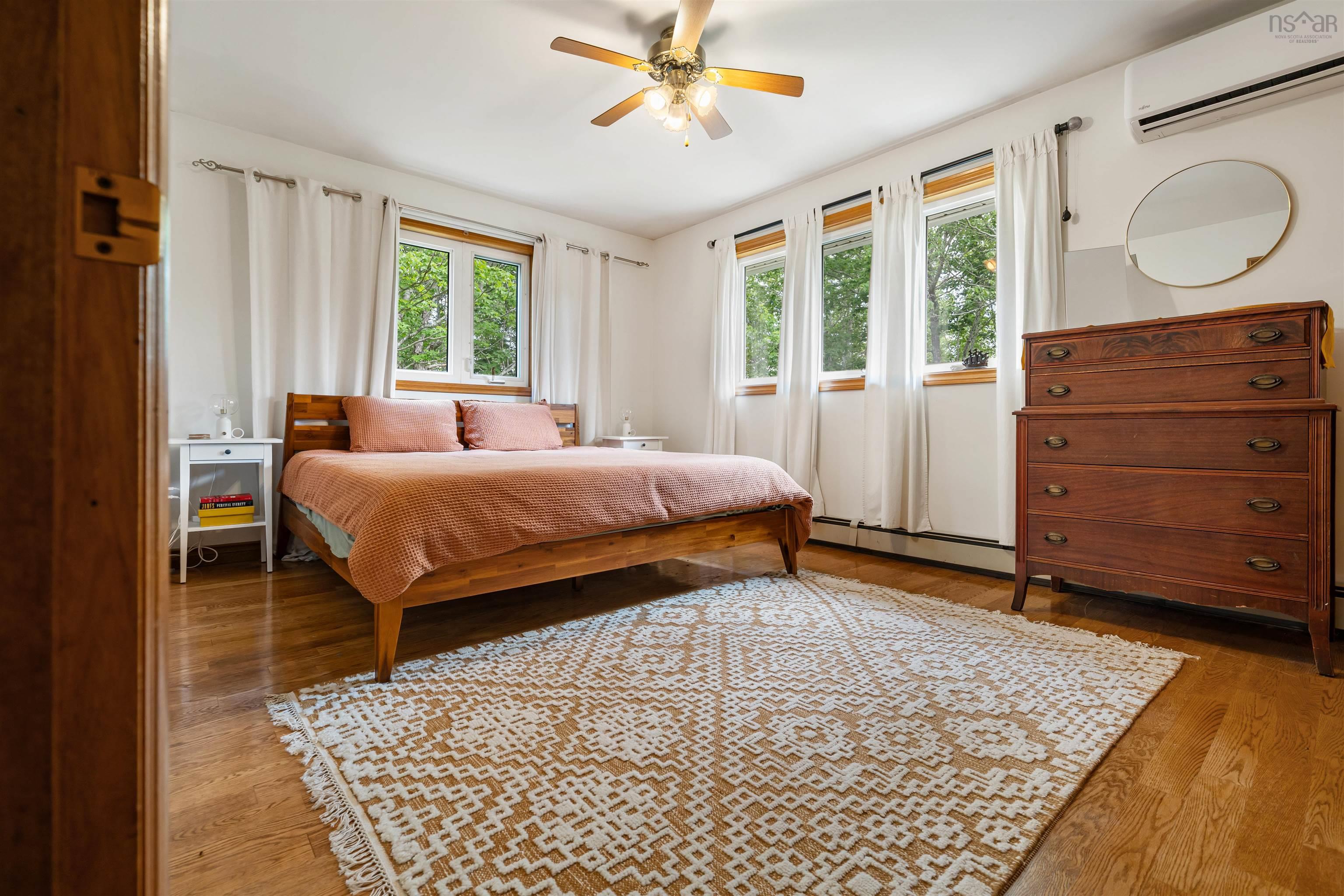 $439,900.00: 131 Fairmont Road, Cloverville