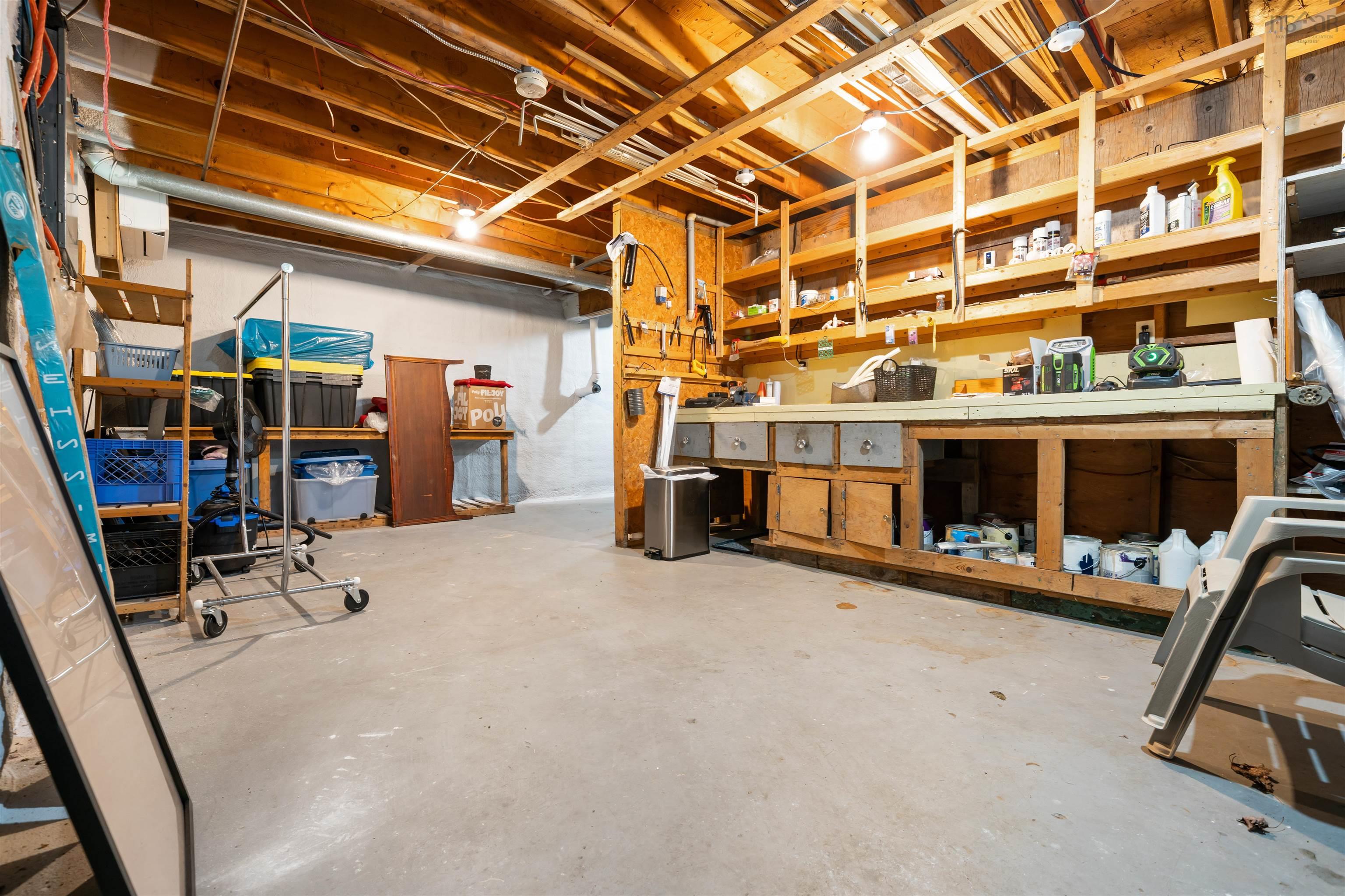 $439,900.00: 131 Fairmont Road, Cloverville