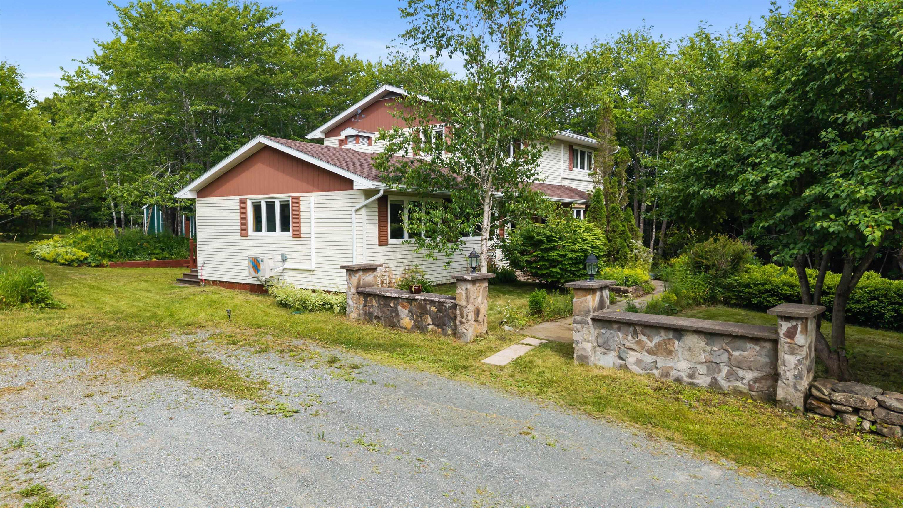 $439,900.00: 131 Fairmont Road, Cloverville