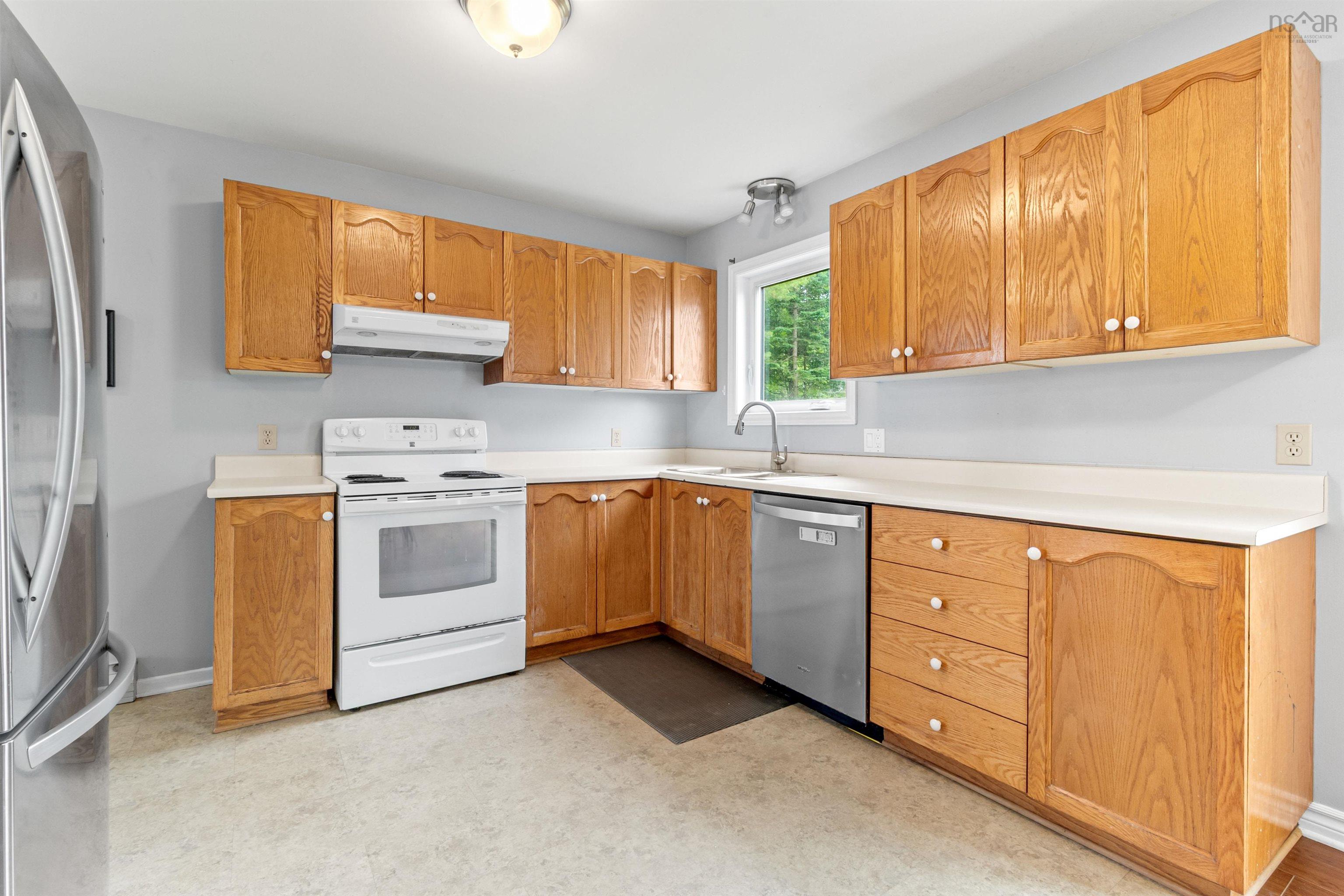 $399,900.00: 66 Judy Anne Court, Lower Sackville