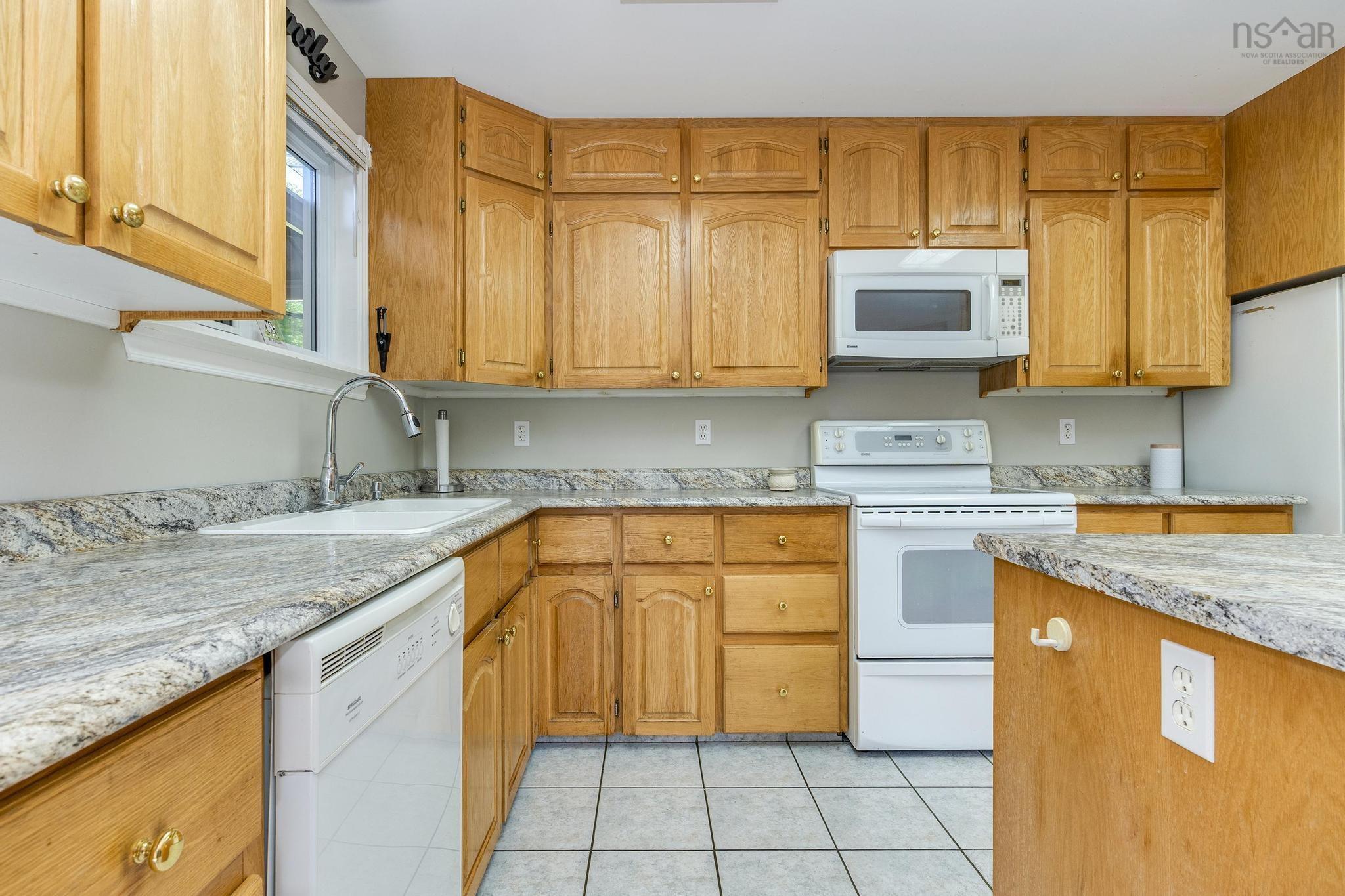 $699,000.00: 19 Bainbridge Court, Dartmouth