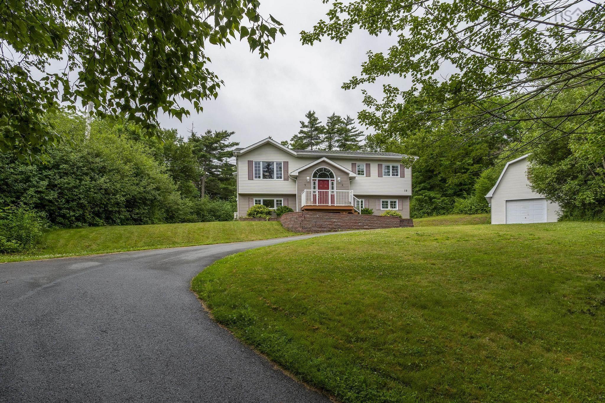 $699,000.00: 19 Bainbridge Court, Dartmouth