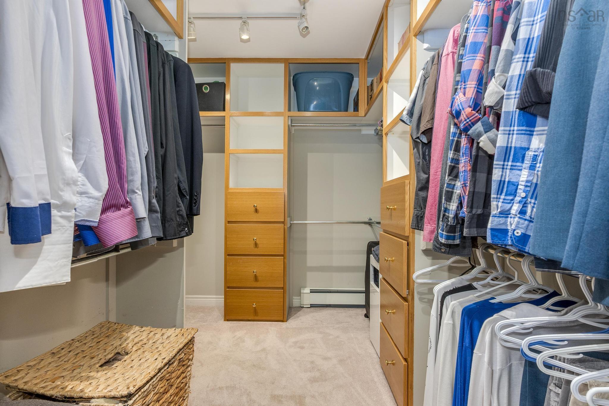 $699,000.00: 19 Bainbridge Court, Dartmouth