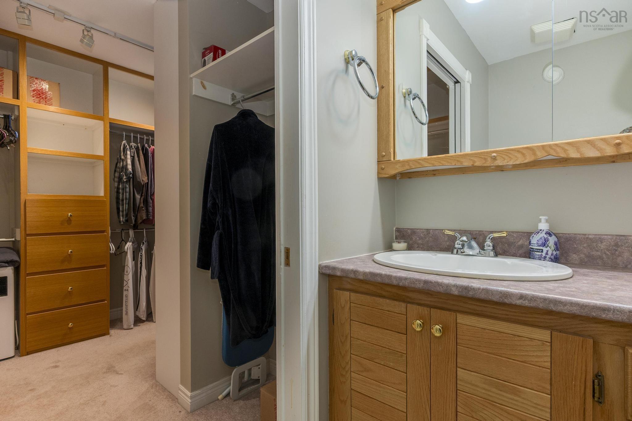 $699,000.00: 19 Bainbridge Court, Dartmouth