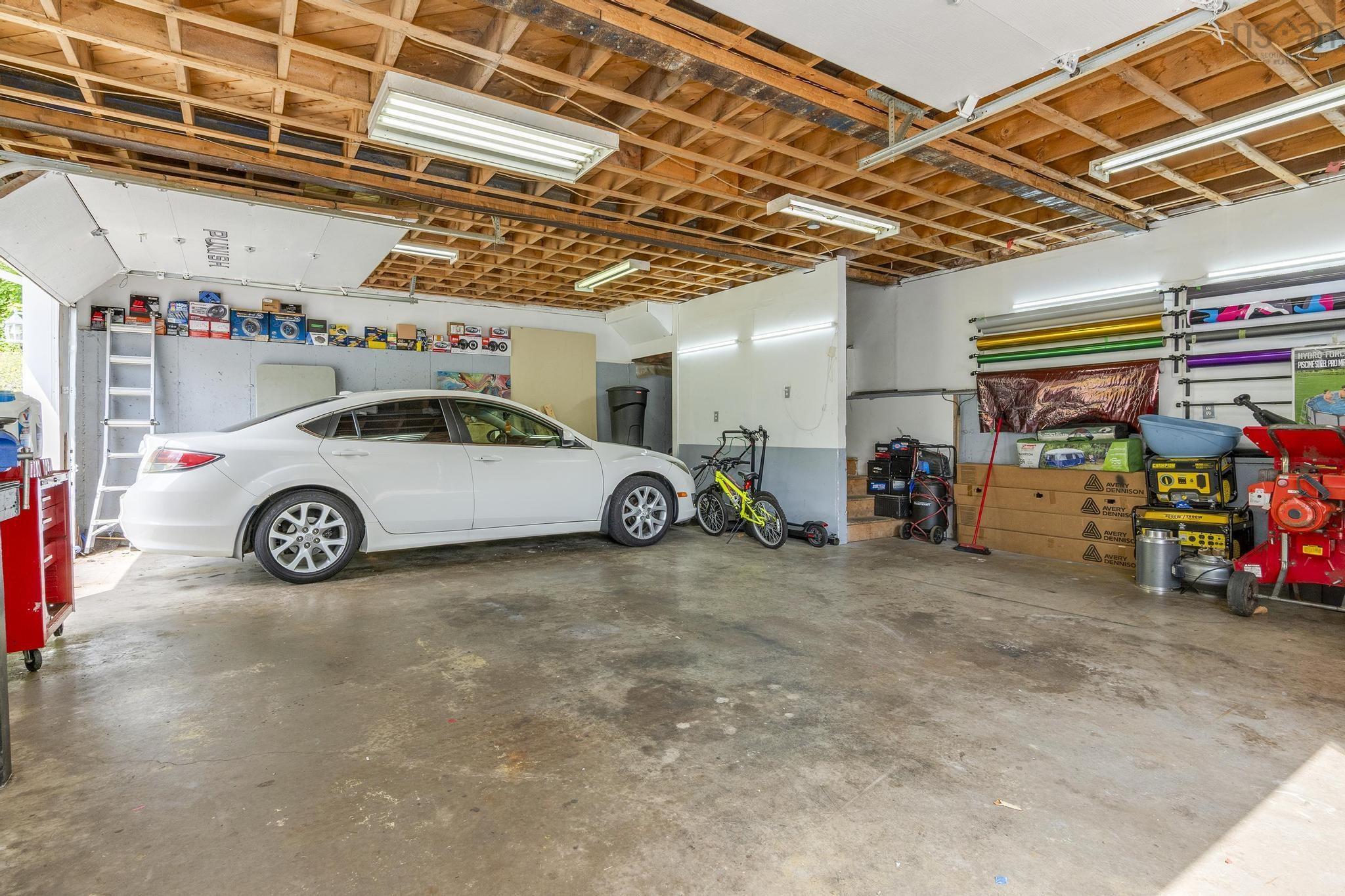 $699,000.00: 19 Bainbridge Court, Dartmouth