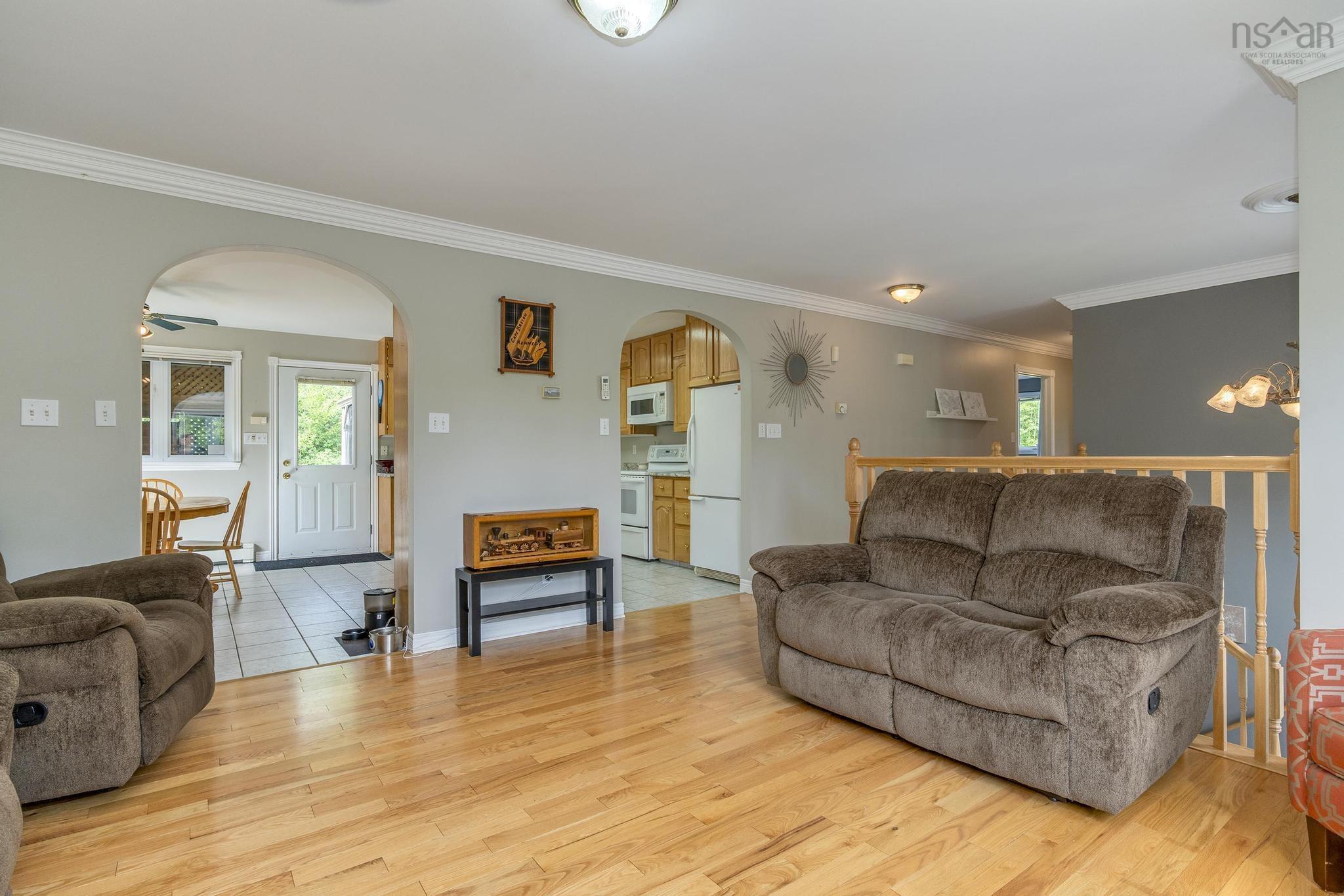 $699,000.00: 19 Bainbridge Court, Dartmouth