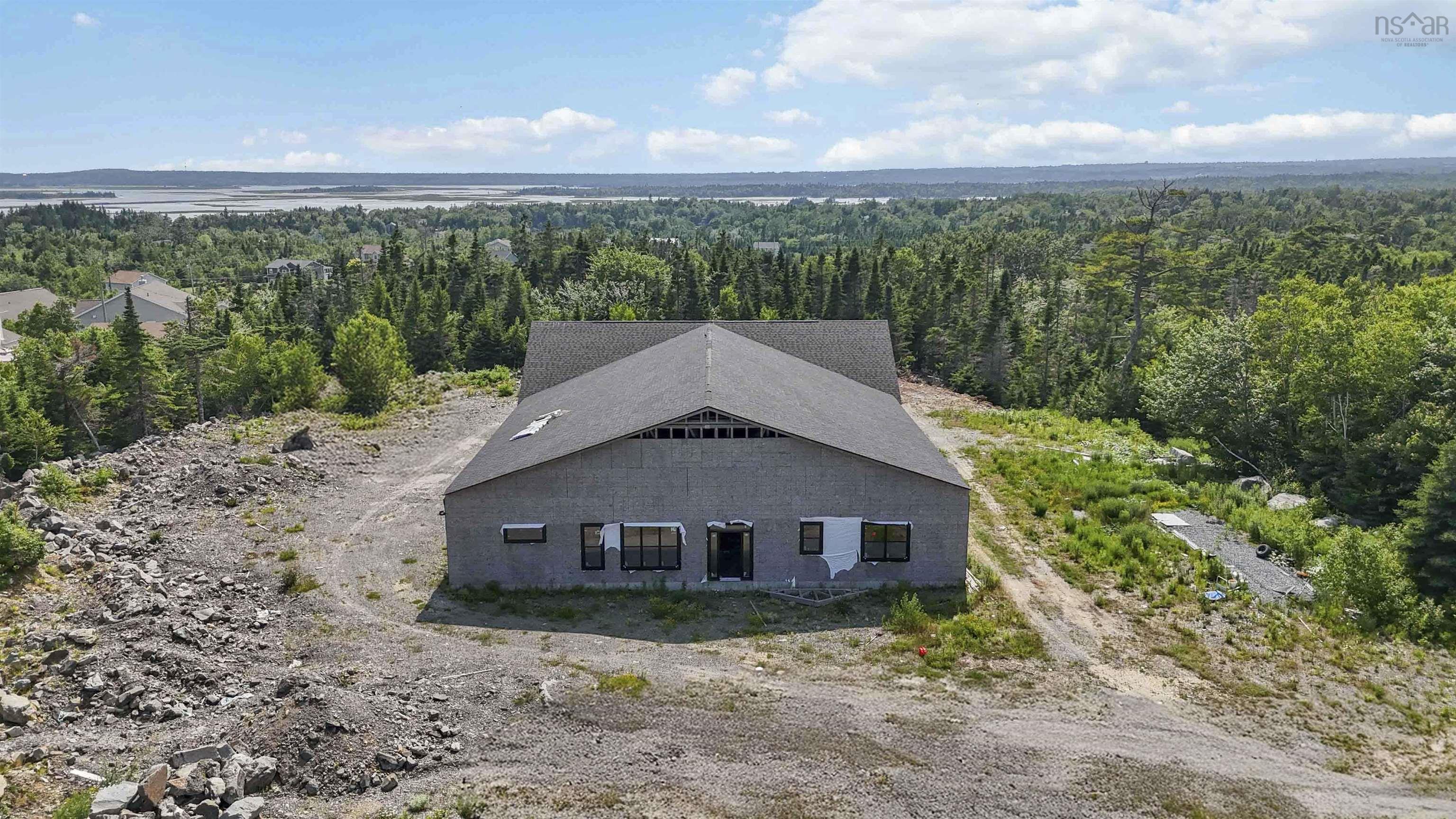 $249,900.00: 35 George Cyril Drive, Lawrencetown