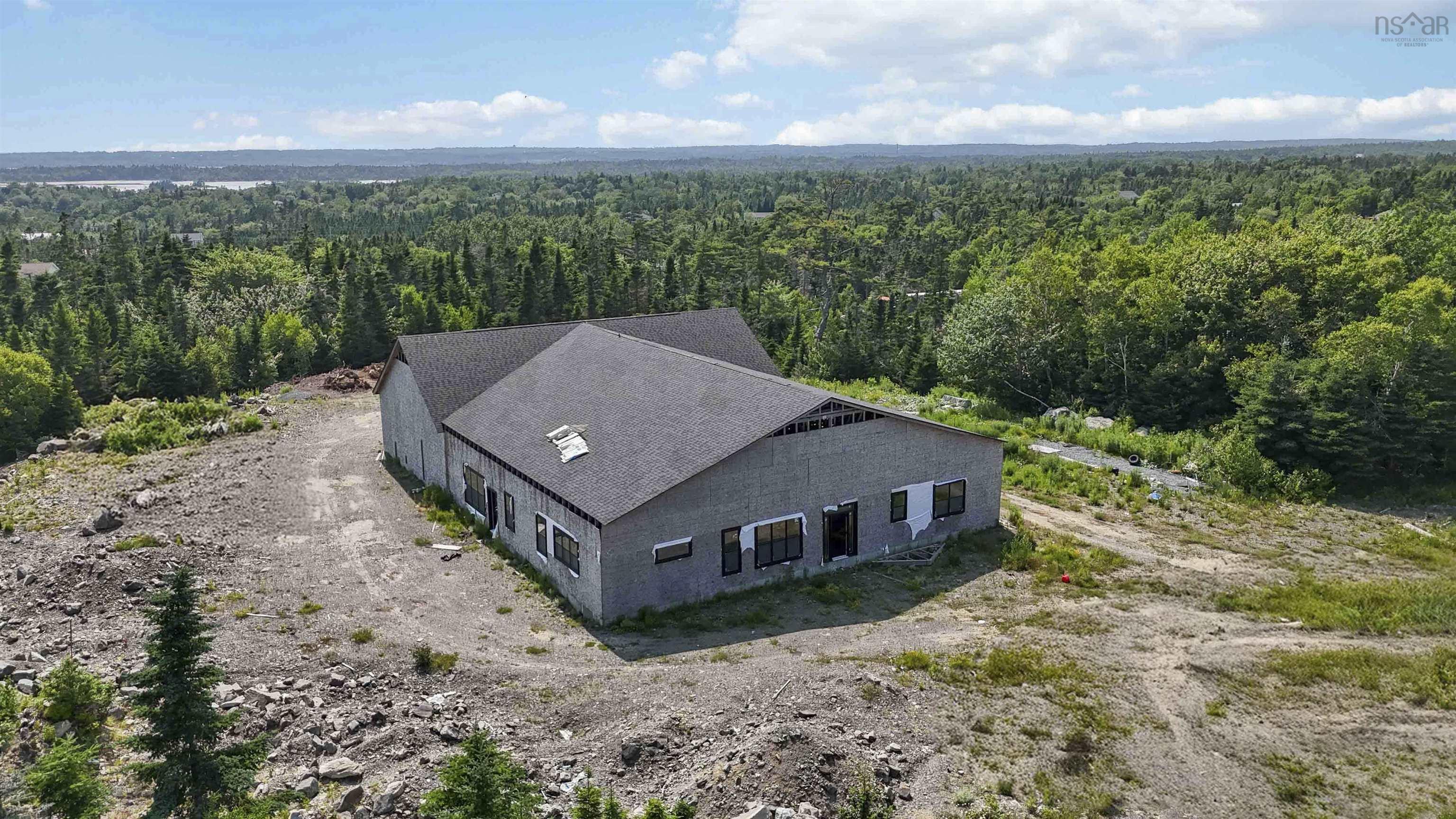 $249,900.00: 35 George Cyril Drive, Lawrencetown