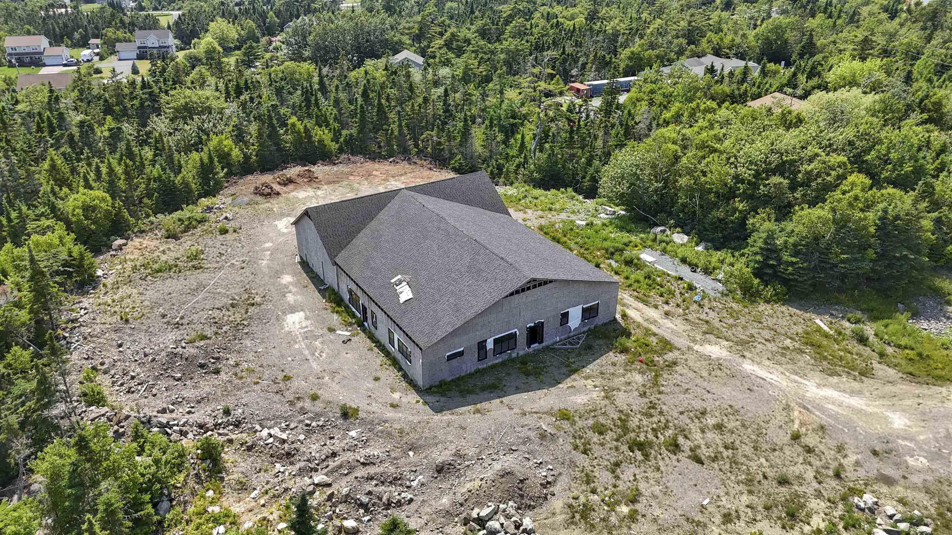 $249,900.00: 35 George Cyril Drive, Lawrencetown