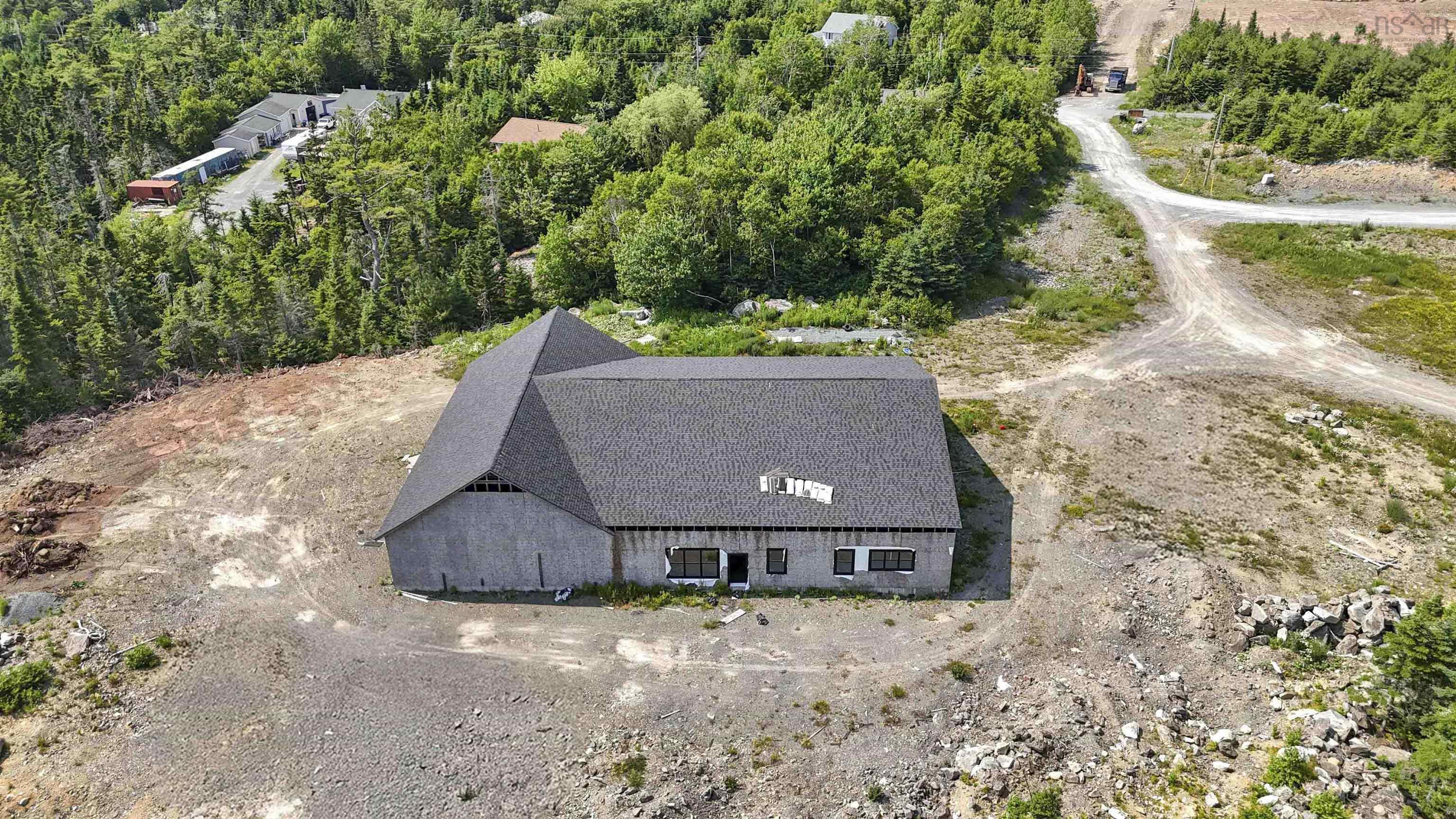 $249,900.00: 35 George Cyril Drive, Lawrencetown