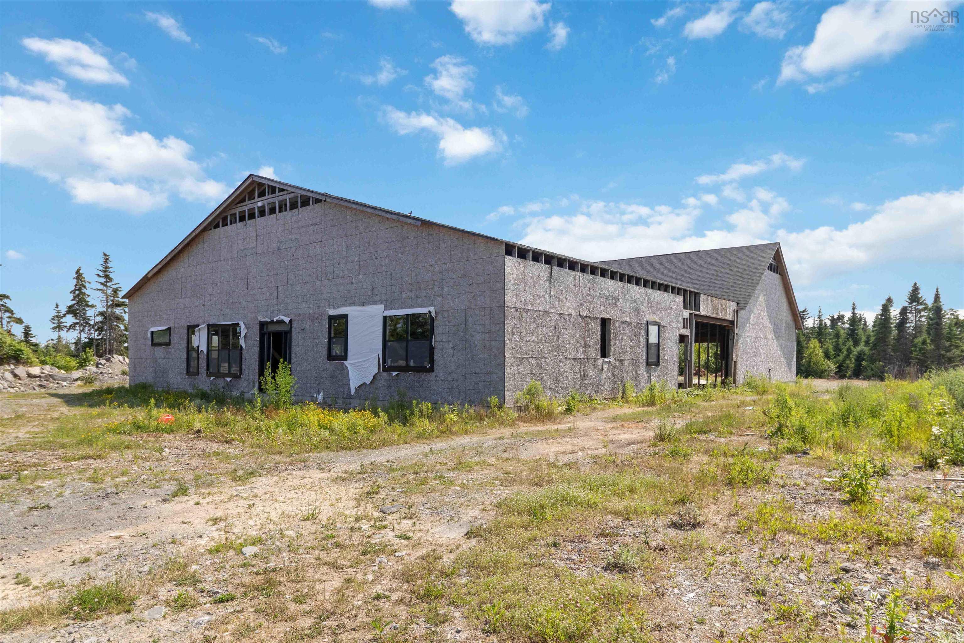 $249,900.00: 35 George Cyril Drive, Lawrencetown