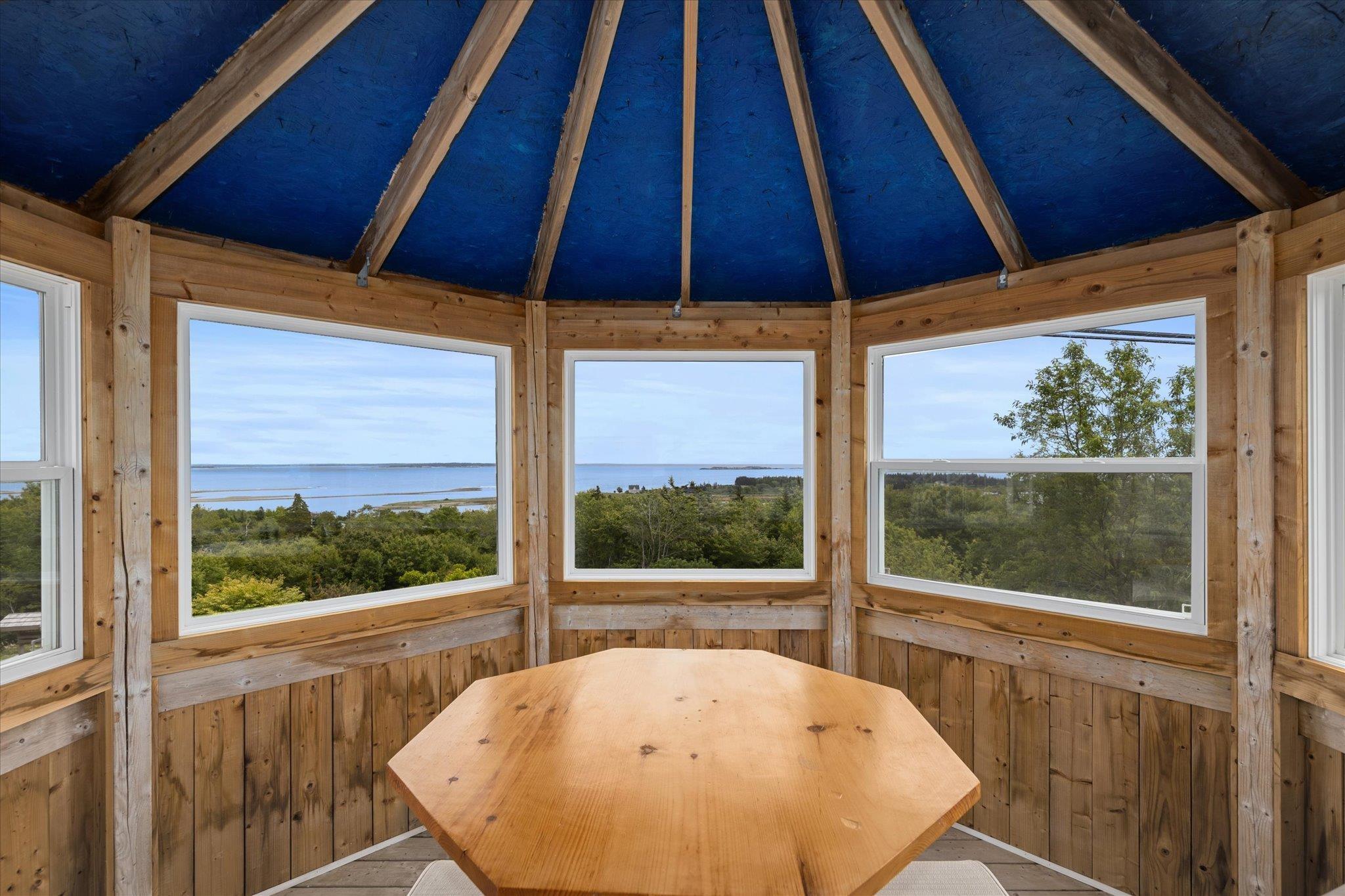 $575,000.00: 3384 Sandy Point Road, Jordan Bay