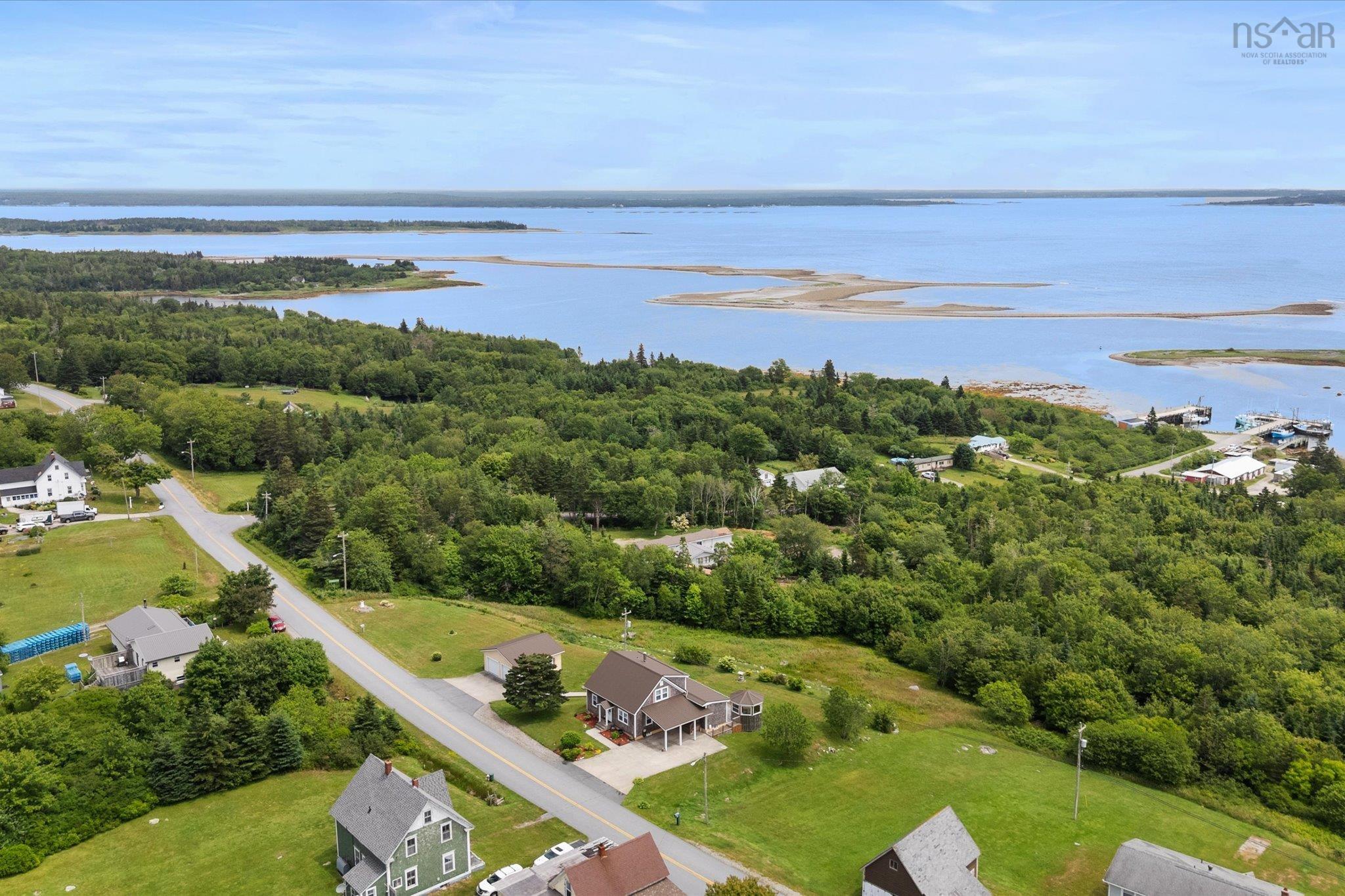 $575,000.00: 3384 Sandy Point Road, Jordan Bay