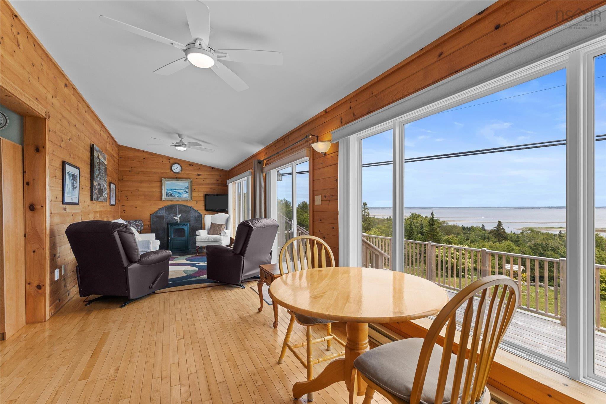 $575,000.00: 3384 Sandy Point Road, Jordan Bay