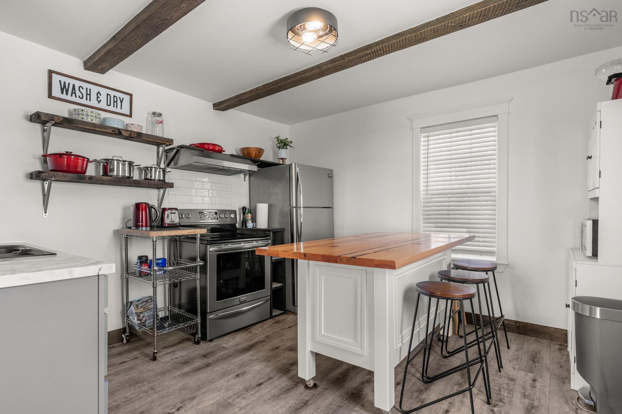 $349,900.00: 37 Drysdale Road, Head Of Chezzetcook