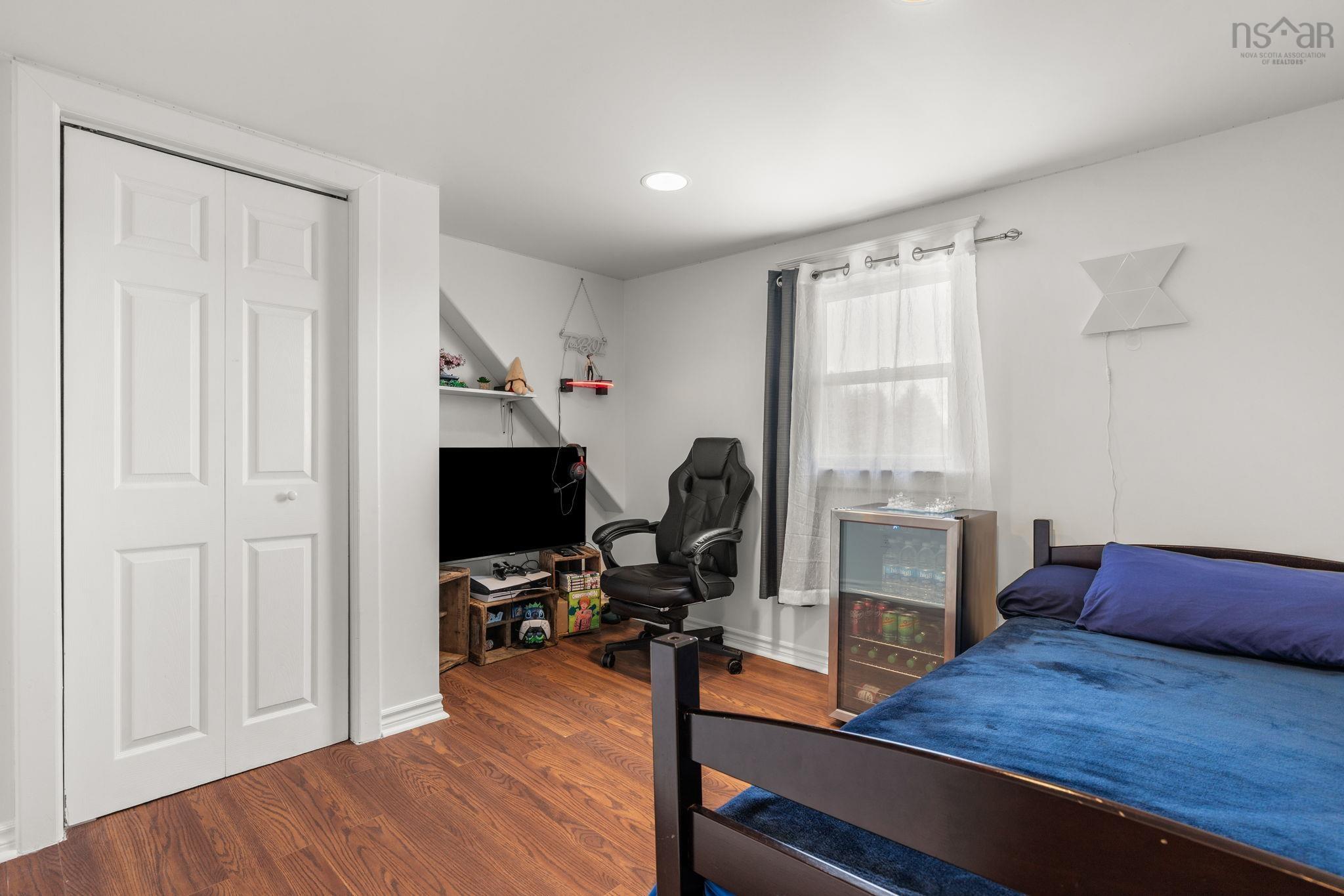 $349,900.00: 37 Drysdale Road, Head Of Chezzetcook