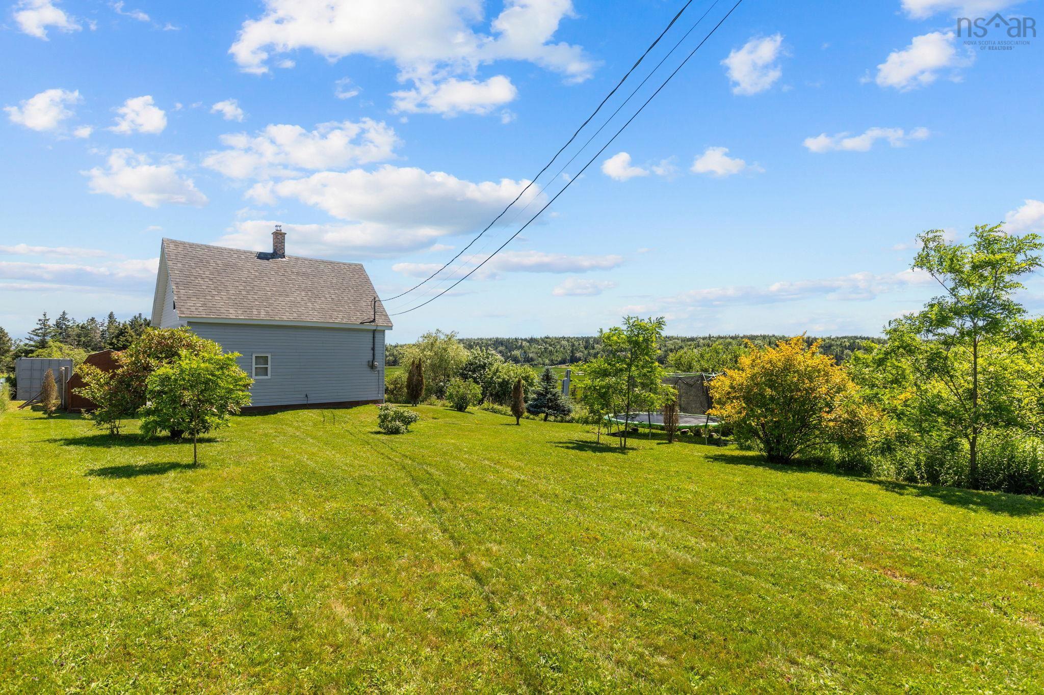 $349,900.00: 37 Drysdale Road, Head Of Chezzetcook