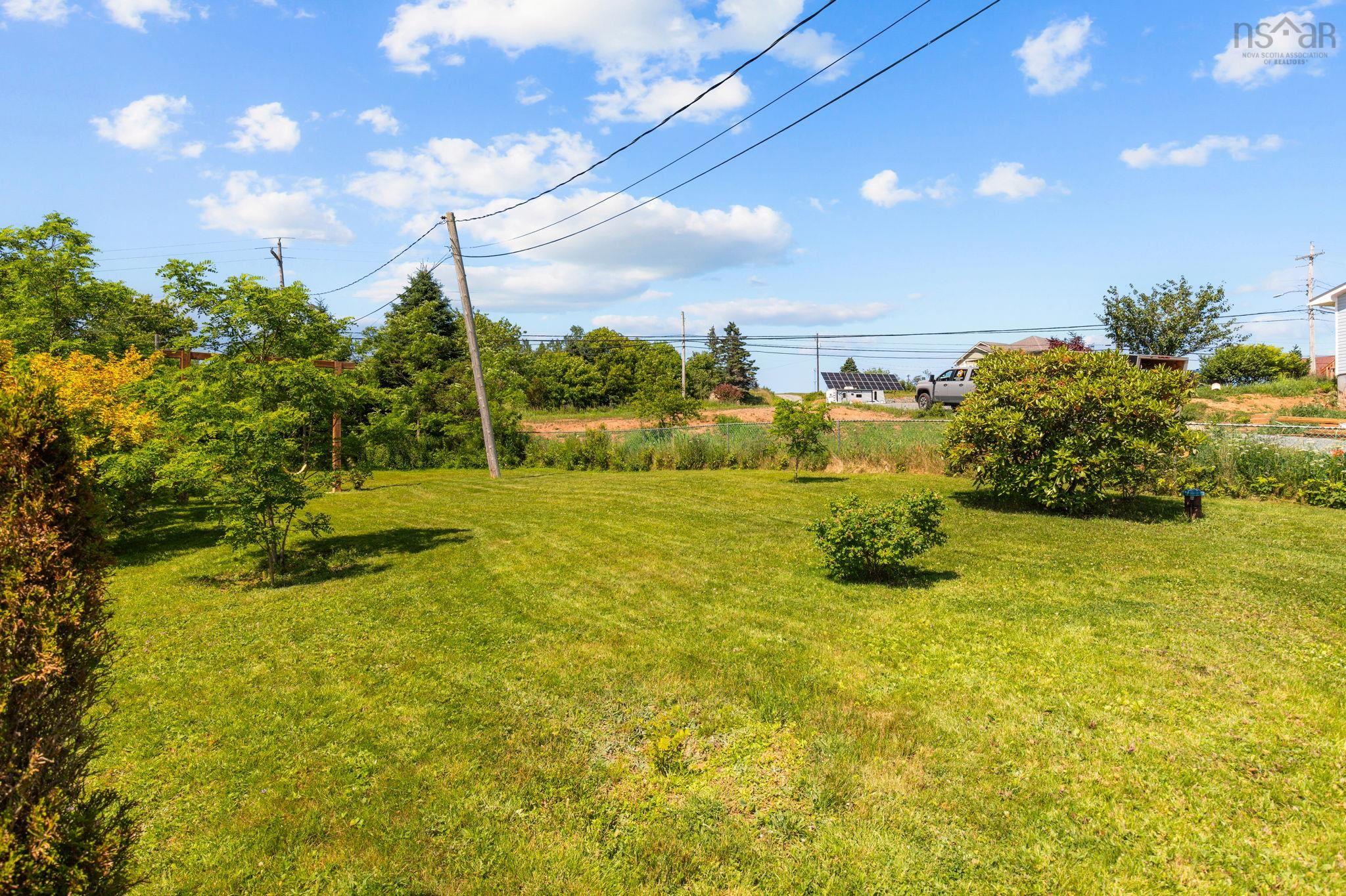 $349,900.00: 37 Drysdale Road, Head Of Chezzetcook