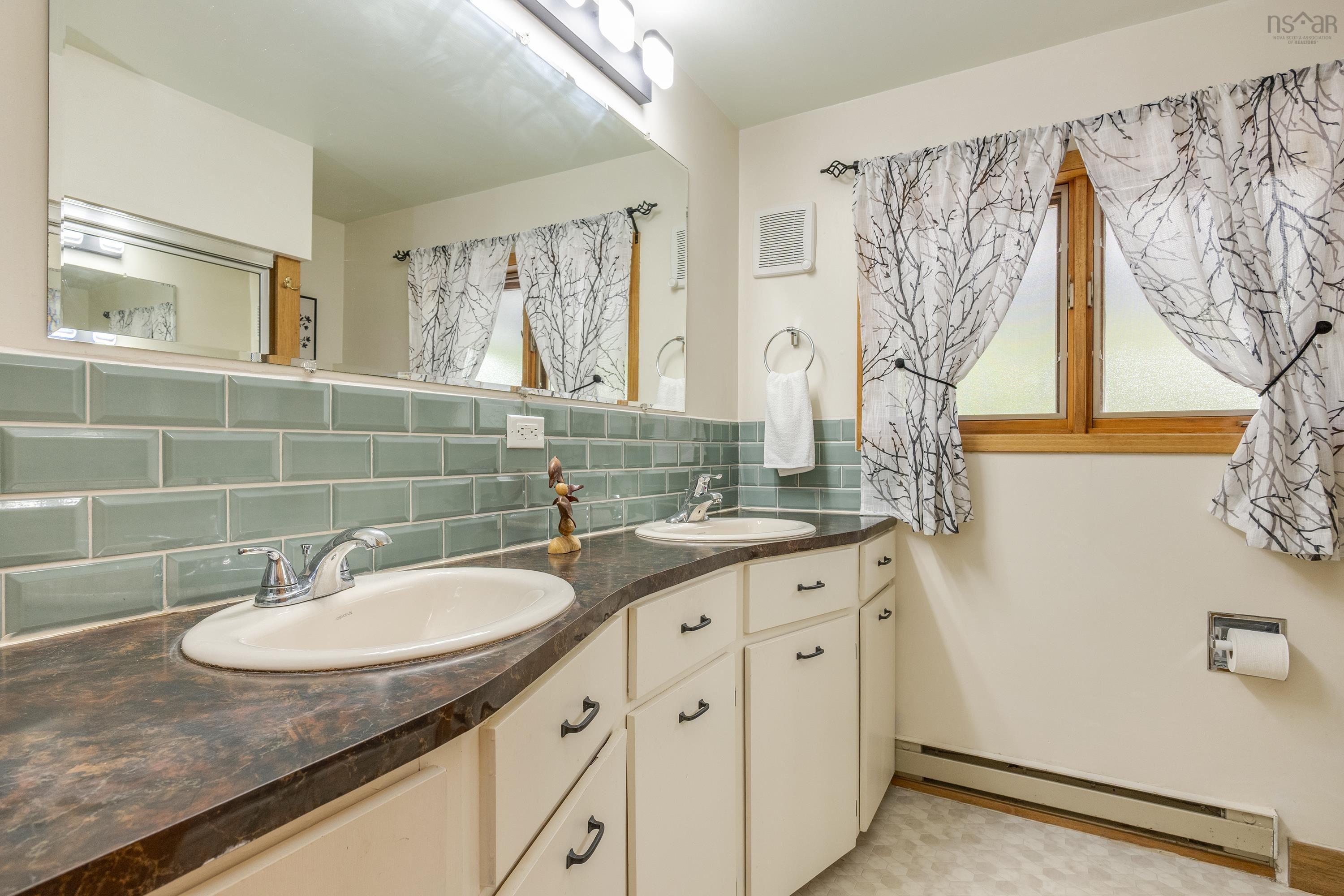 $349,900.00: 1082 Sandy Court Court, Aylesford