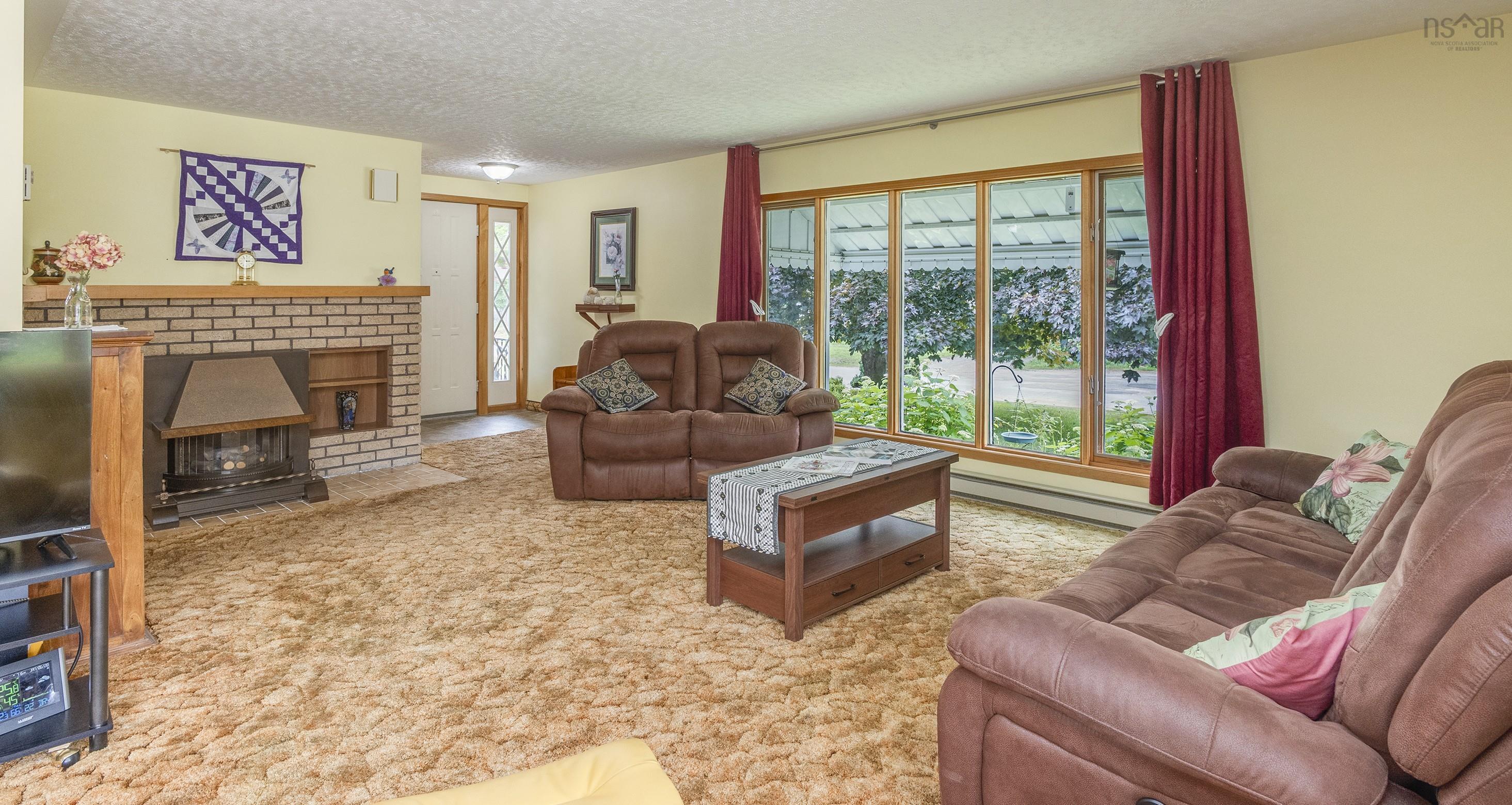 $349,900.00: 1082 Sandy Court Court, Aylesford