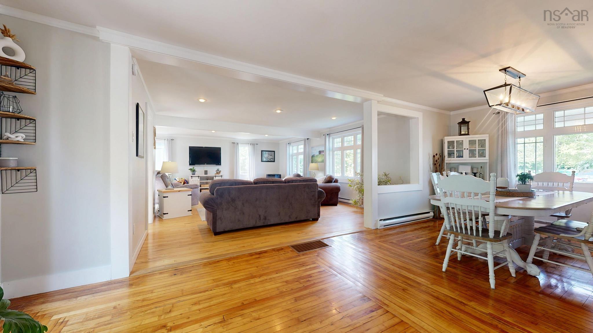 $439,000.00: 36 North Street, Lockeport