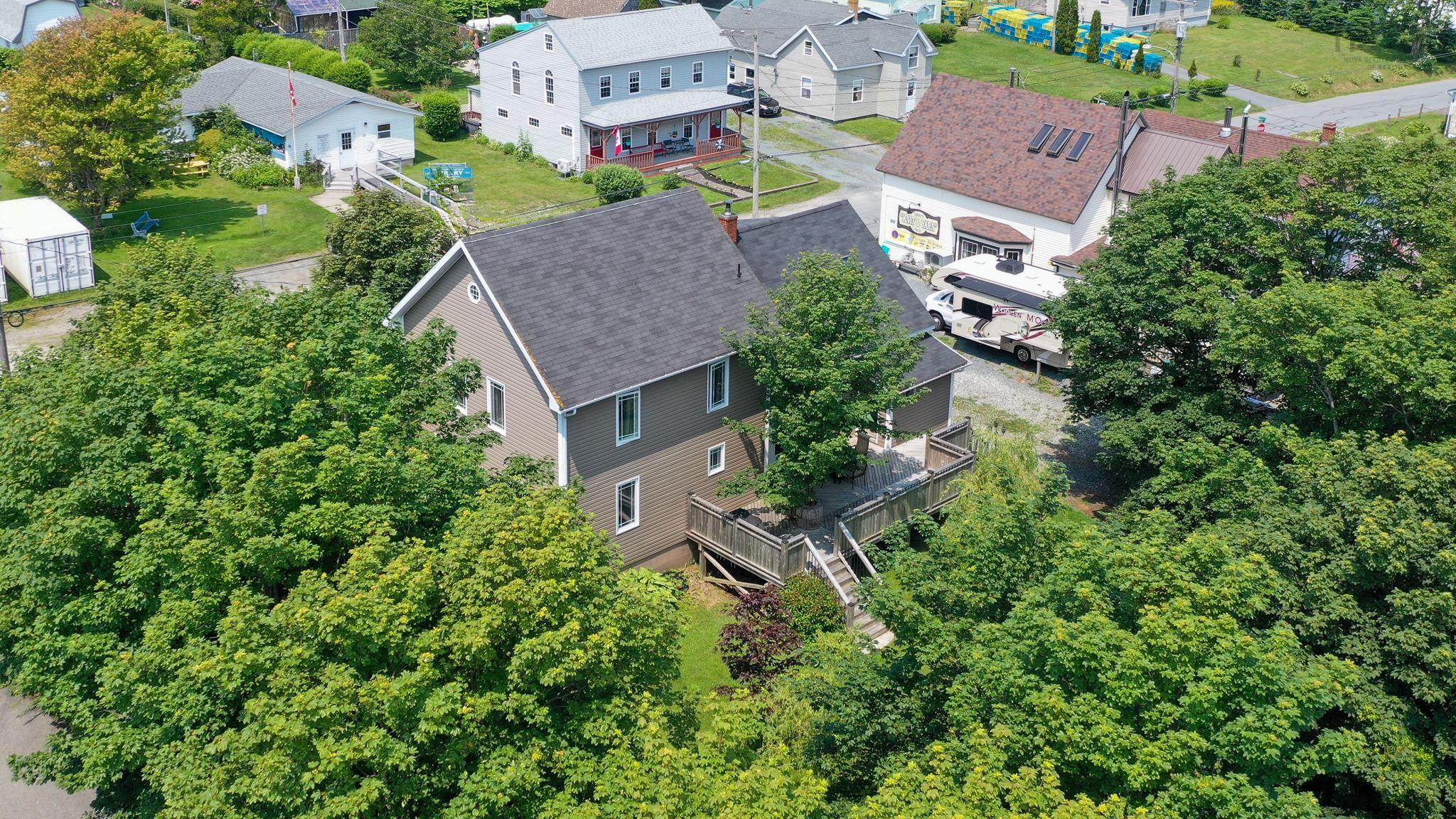 $439,000.00: 36 North Street, Lockeport