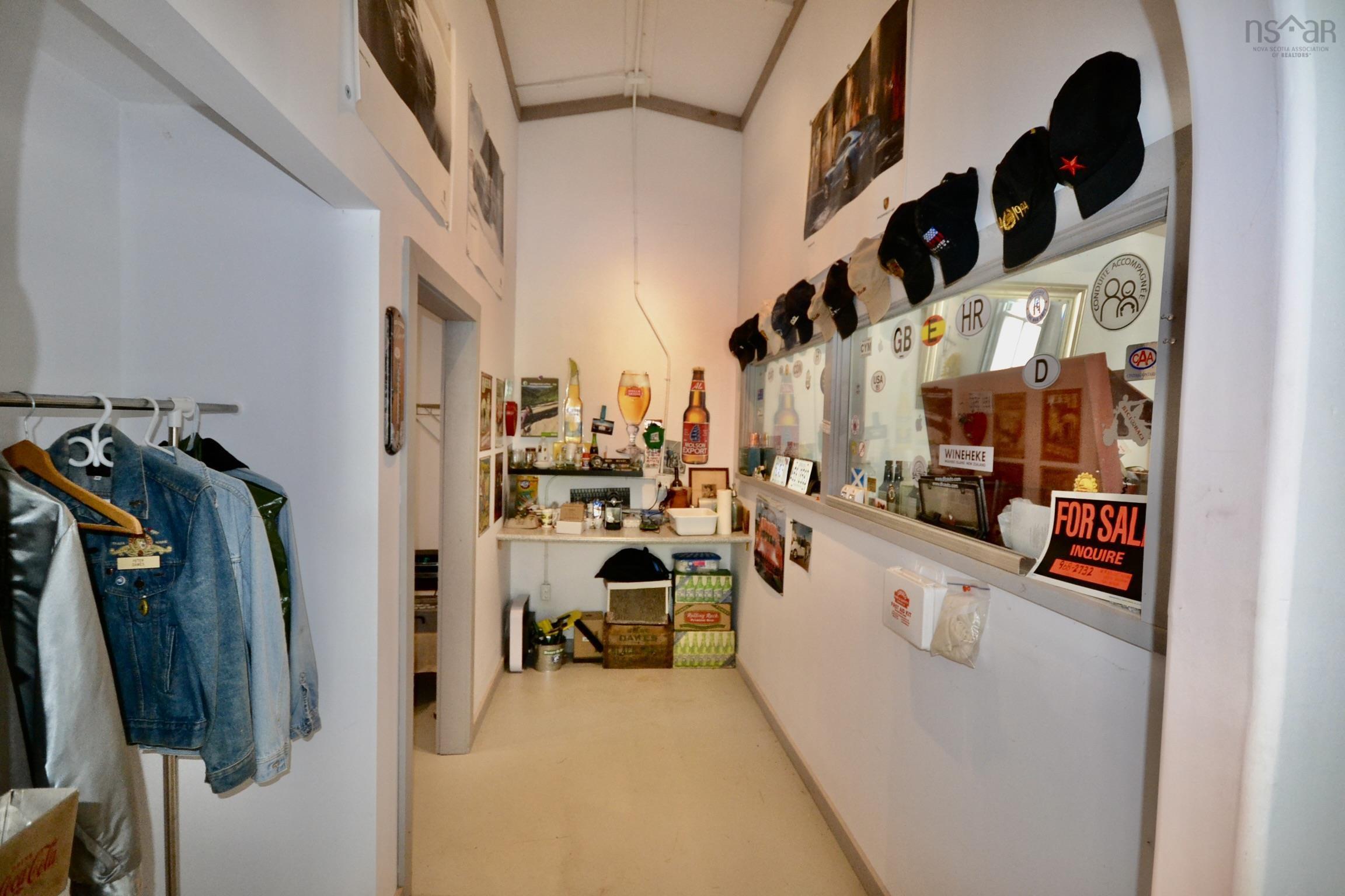 $795,000.00: 11210 + 11222 Highway 3, Centre