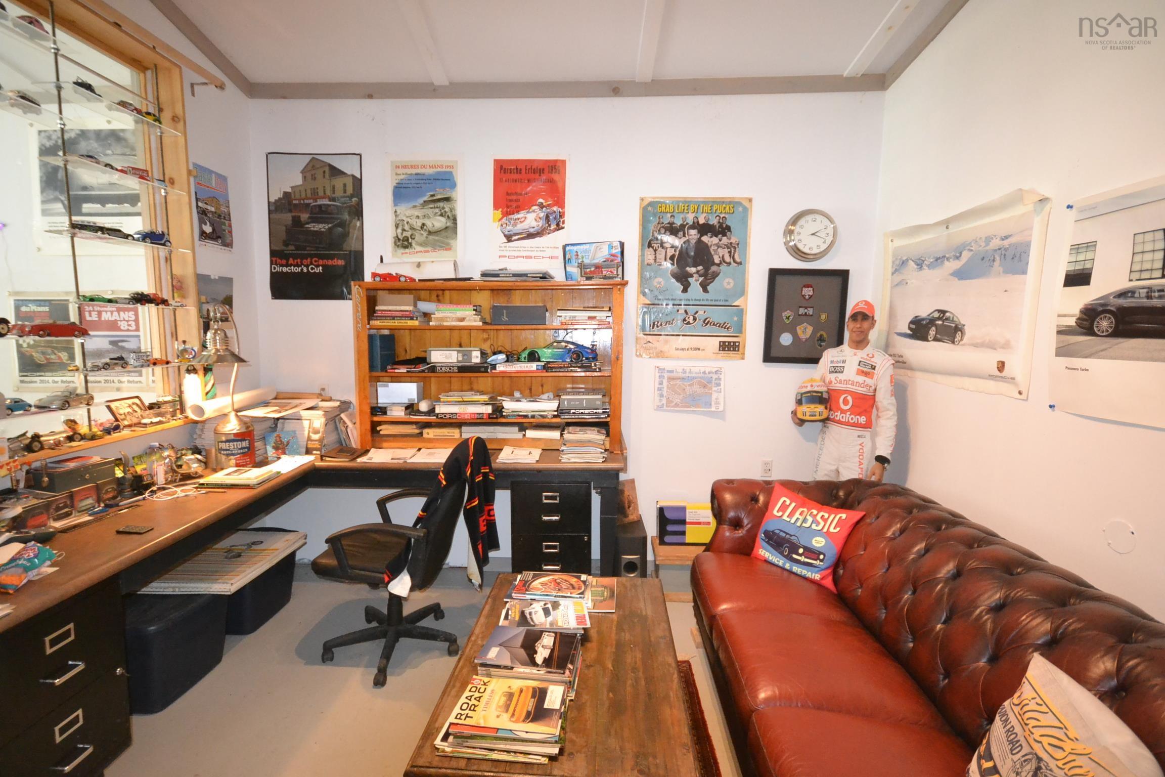 $795,000.00: 11210 + 11222 Highway 3, Centre