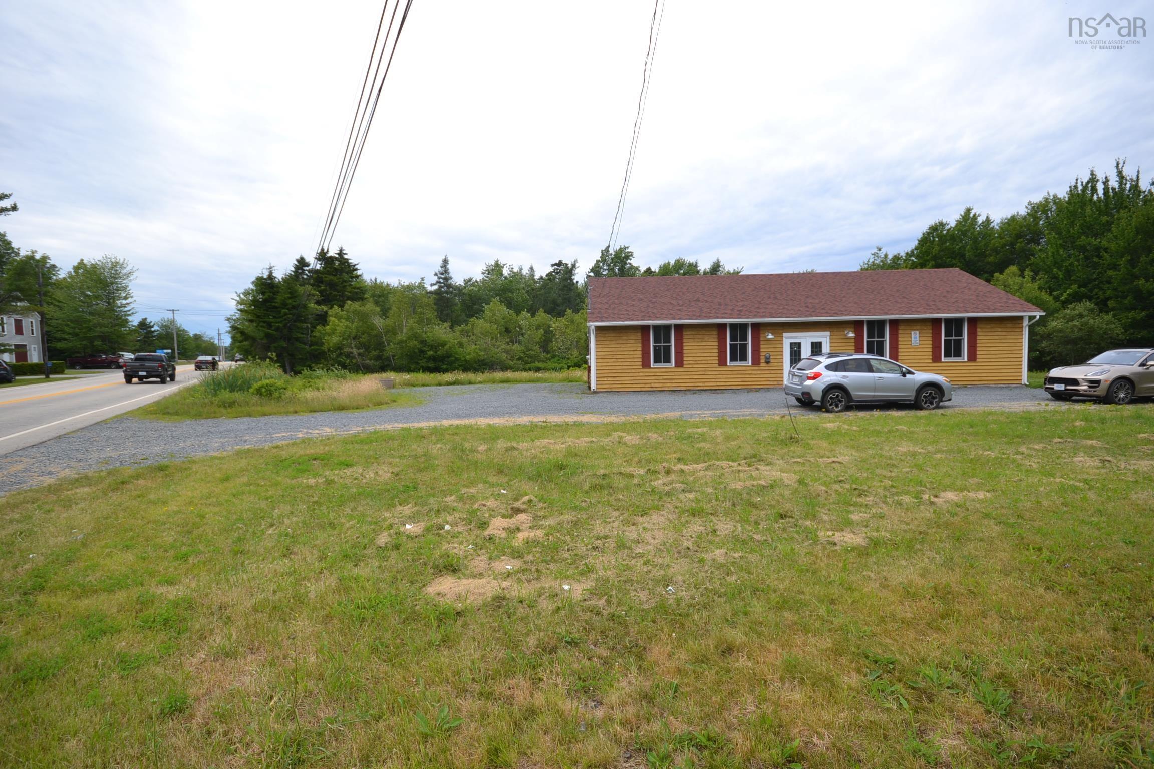 $795,000.00: 11210 + 11222 Highway 3, Centre