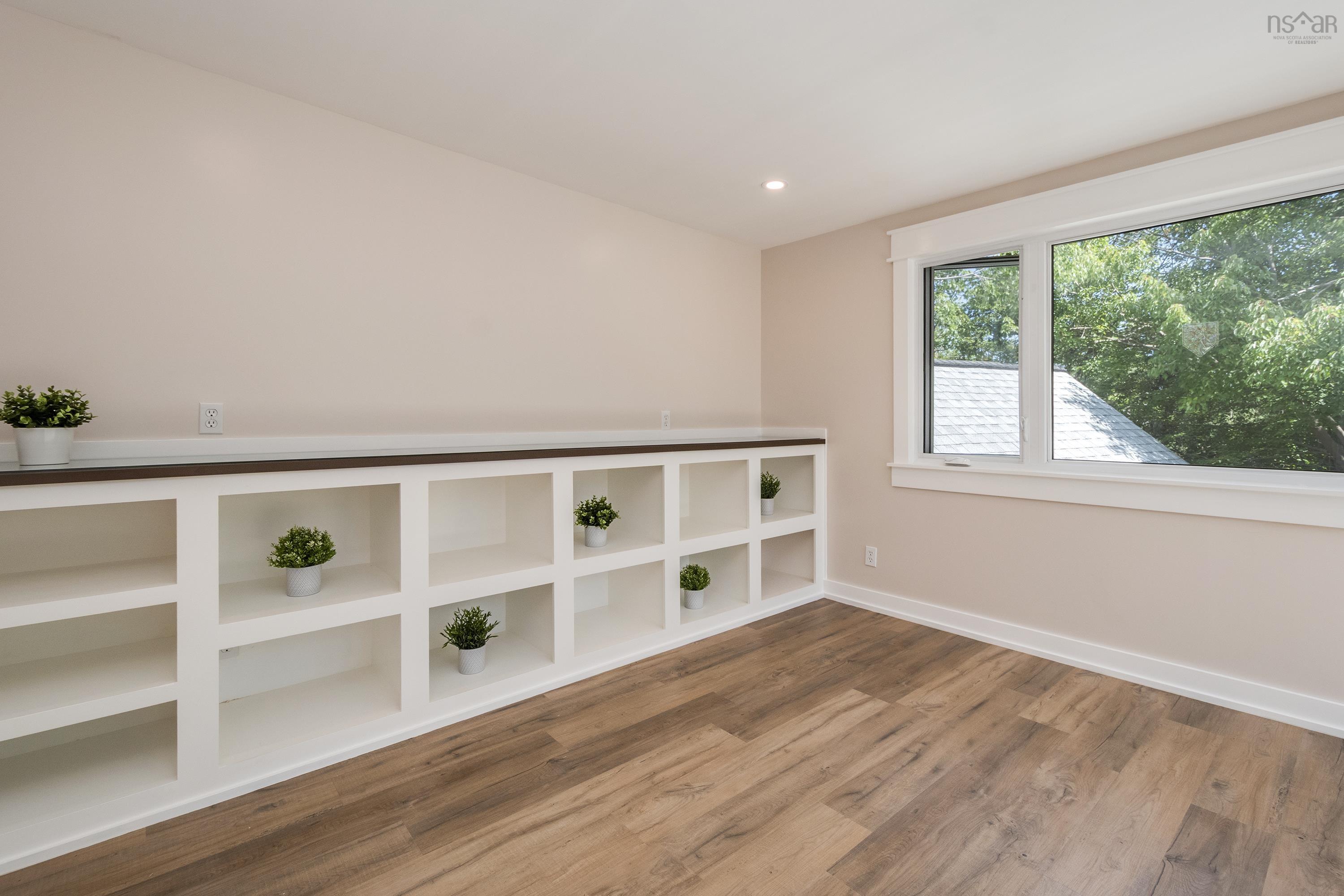 $599,900.00: 10 Forward Avenue, Halifax