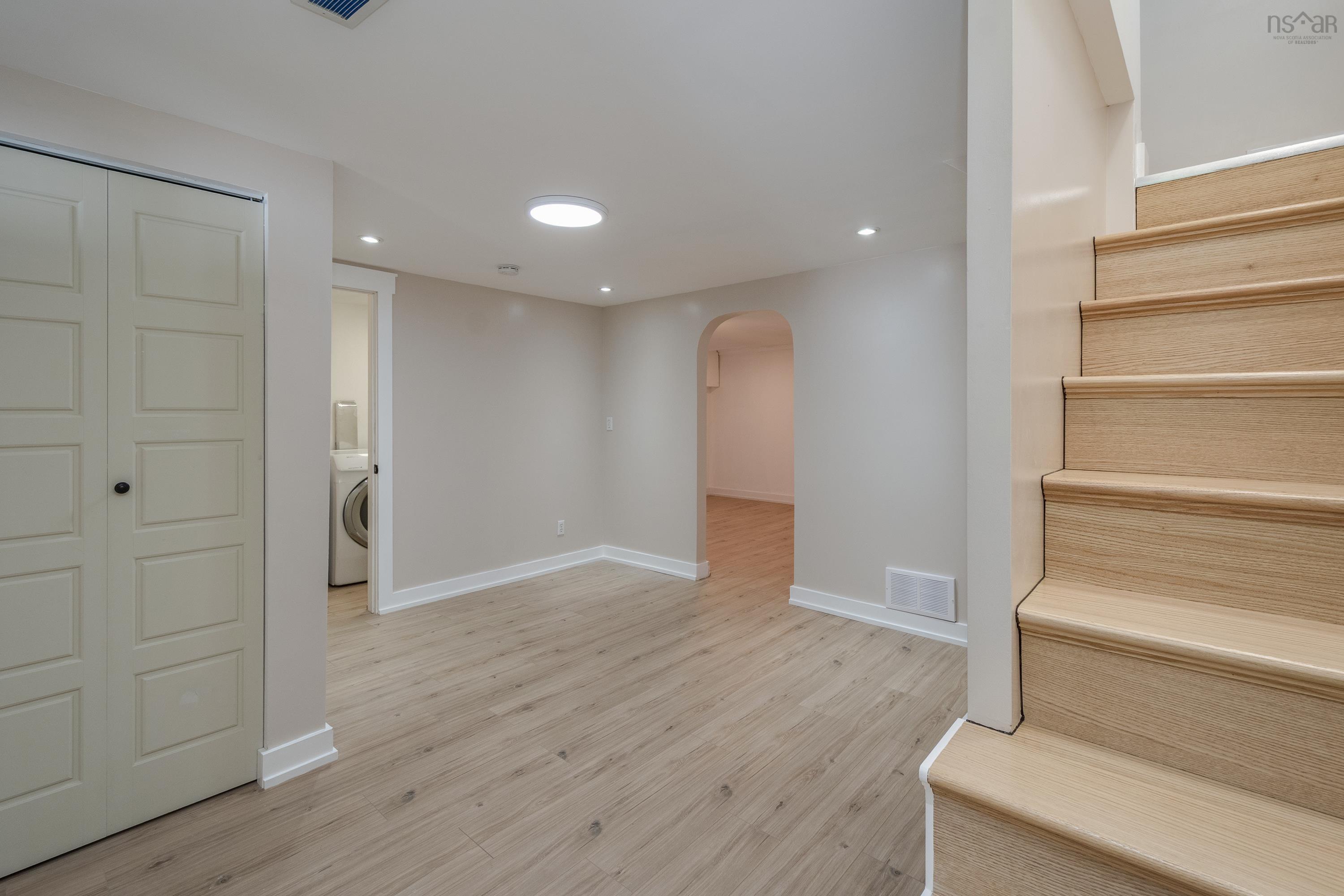 $599,900.00: 10 Forward Avenue, Halifax