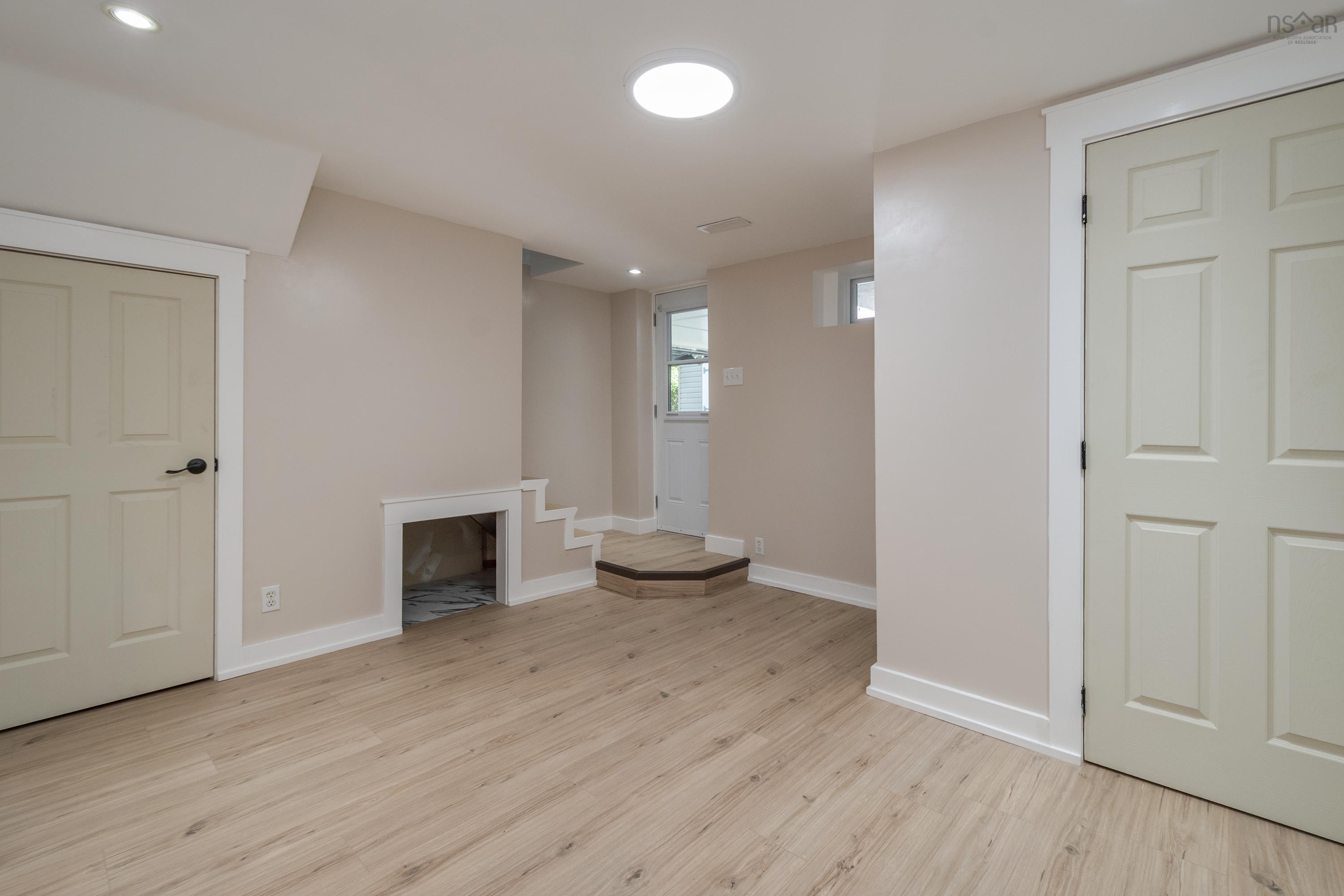 $599,900.00: 10 Forward Avenue, Halifax