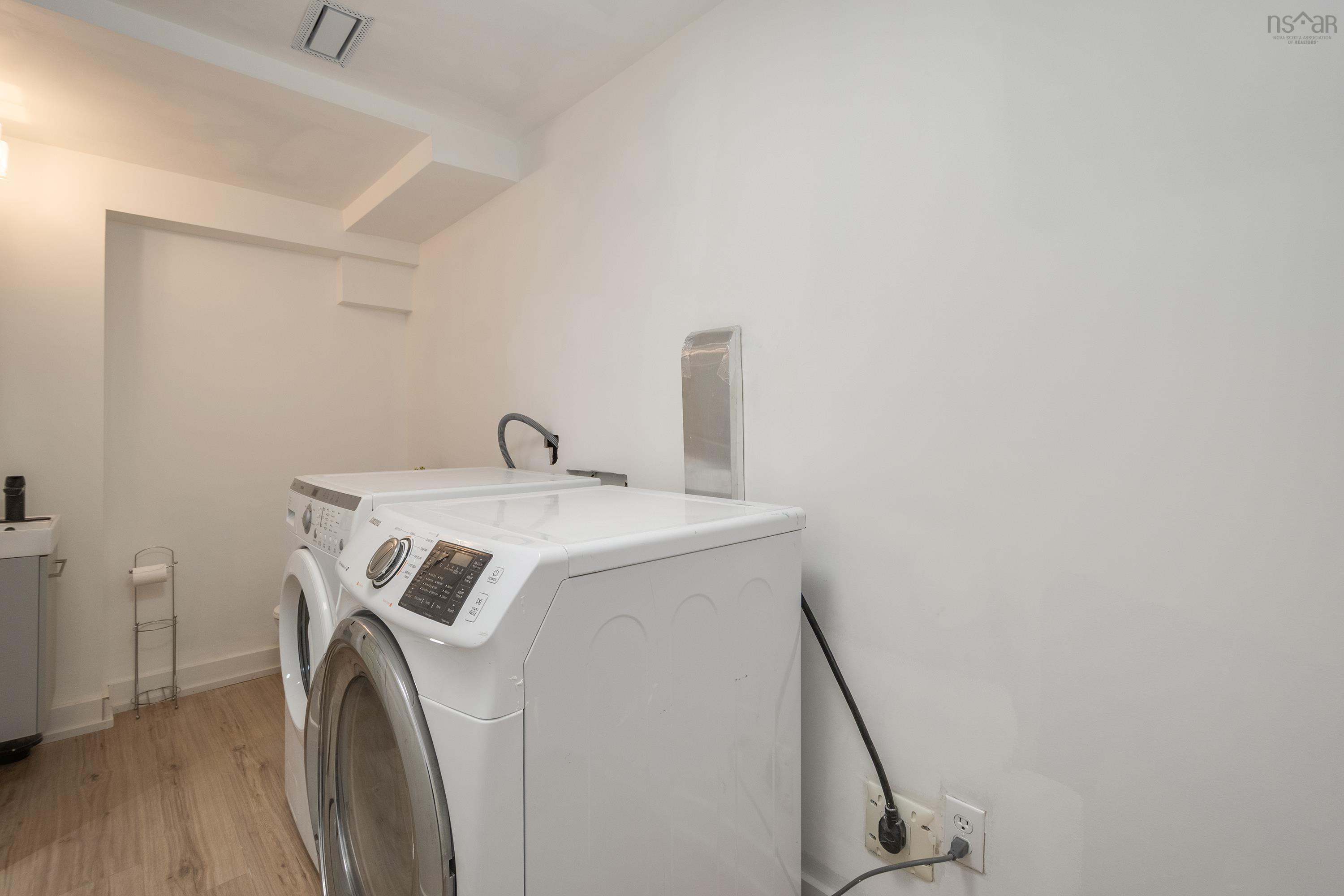 $599,900.00: 10 Forward Avenue, Halifax