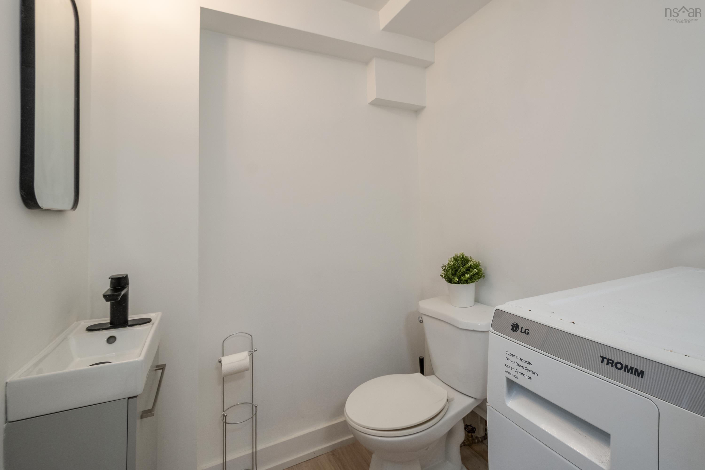 $599,900.00: 10 Forward Avenue, Halifax