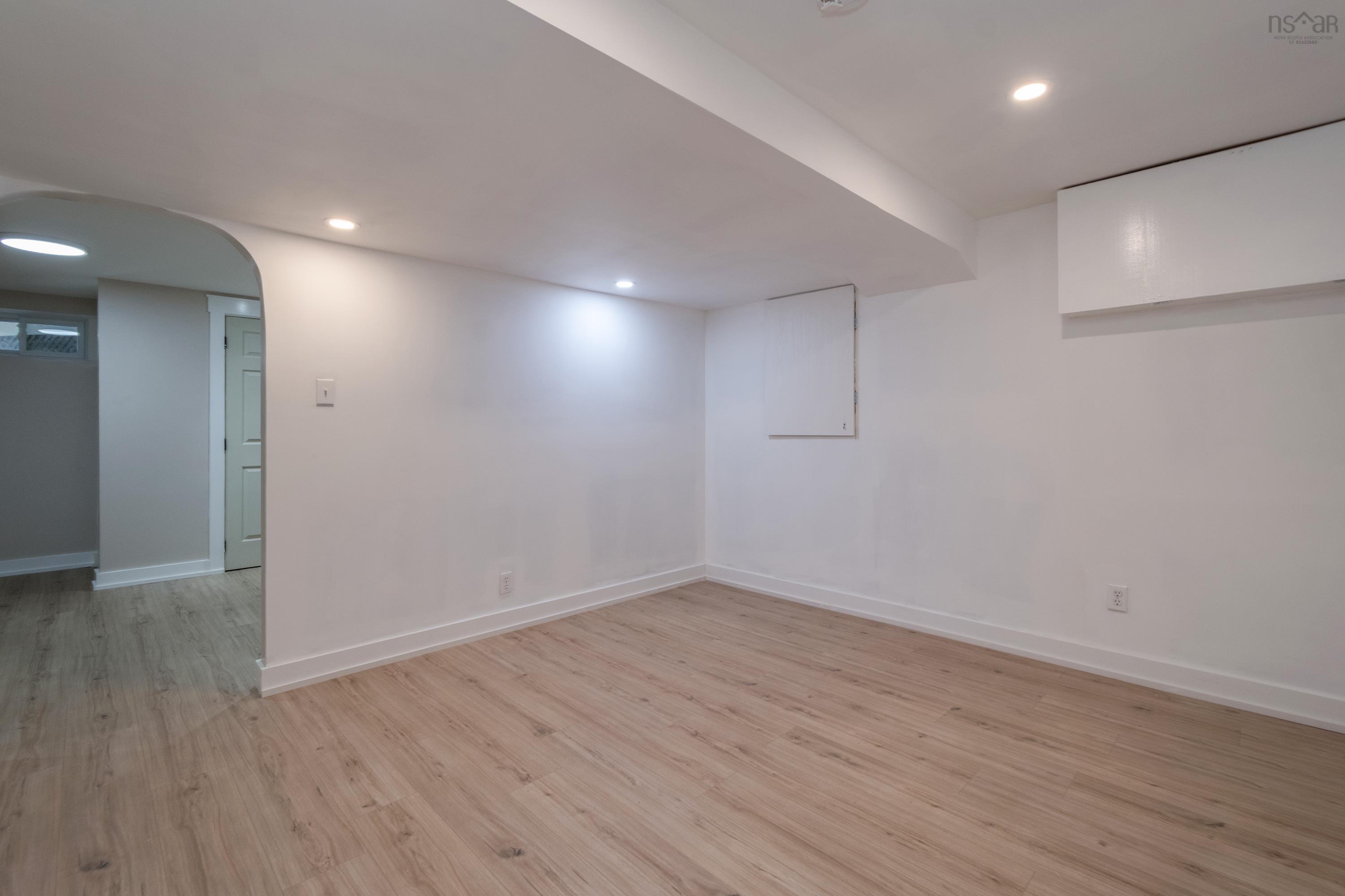 $599,900.00: 10 Forward Avenue, Halifax