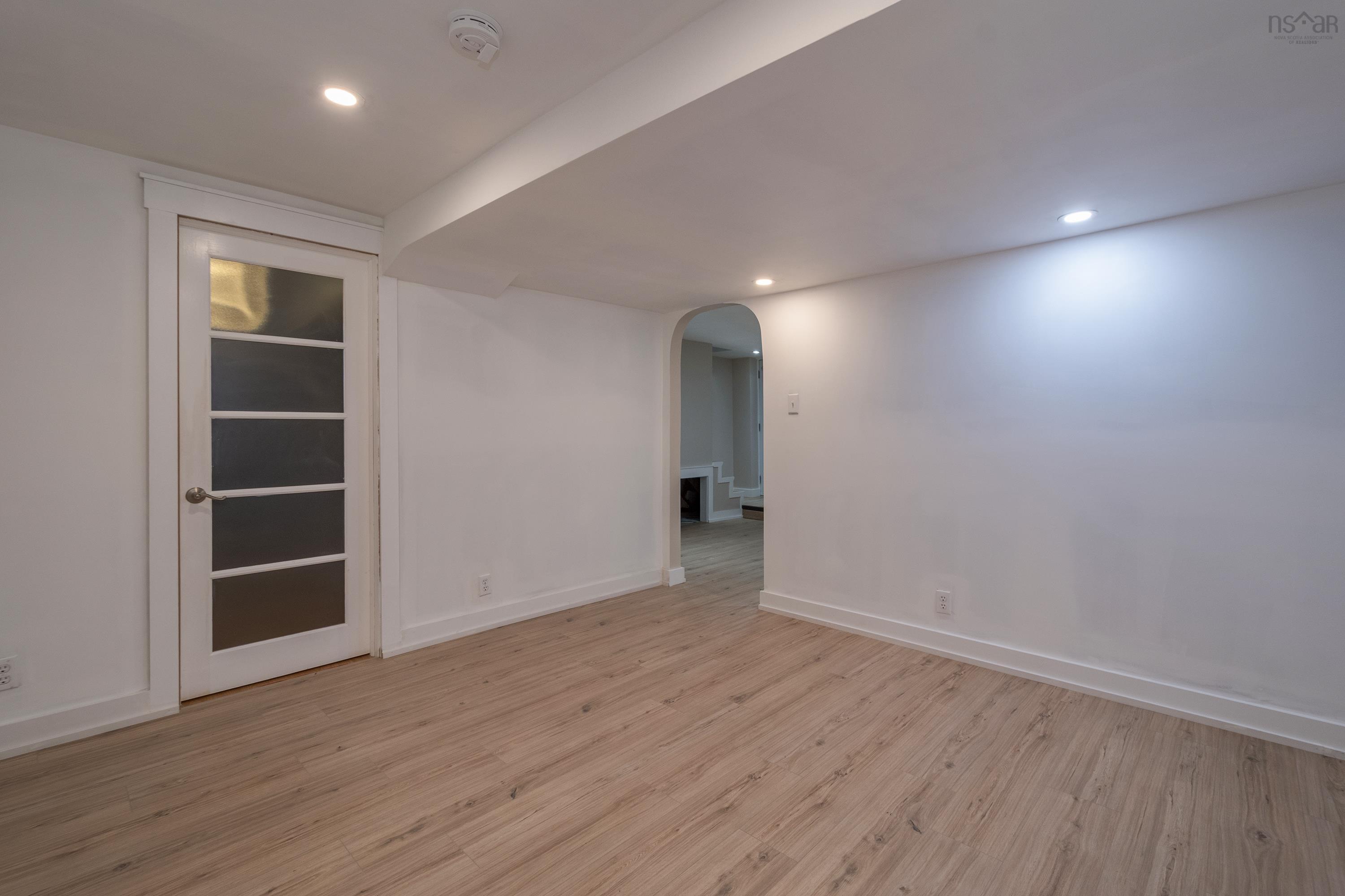 $599,900.00: 10 Forward Avenue, Halifax